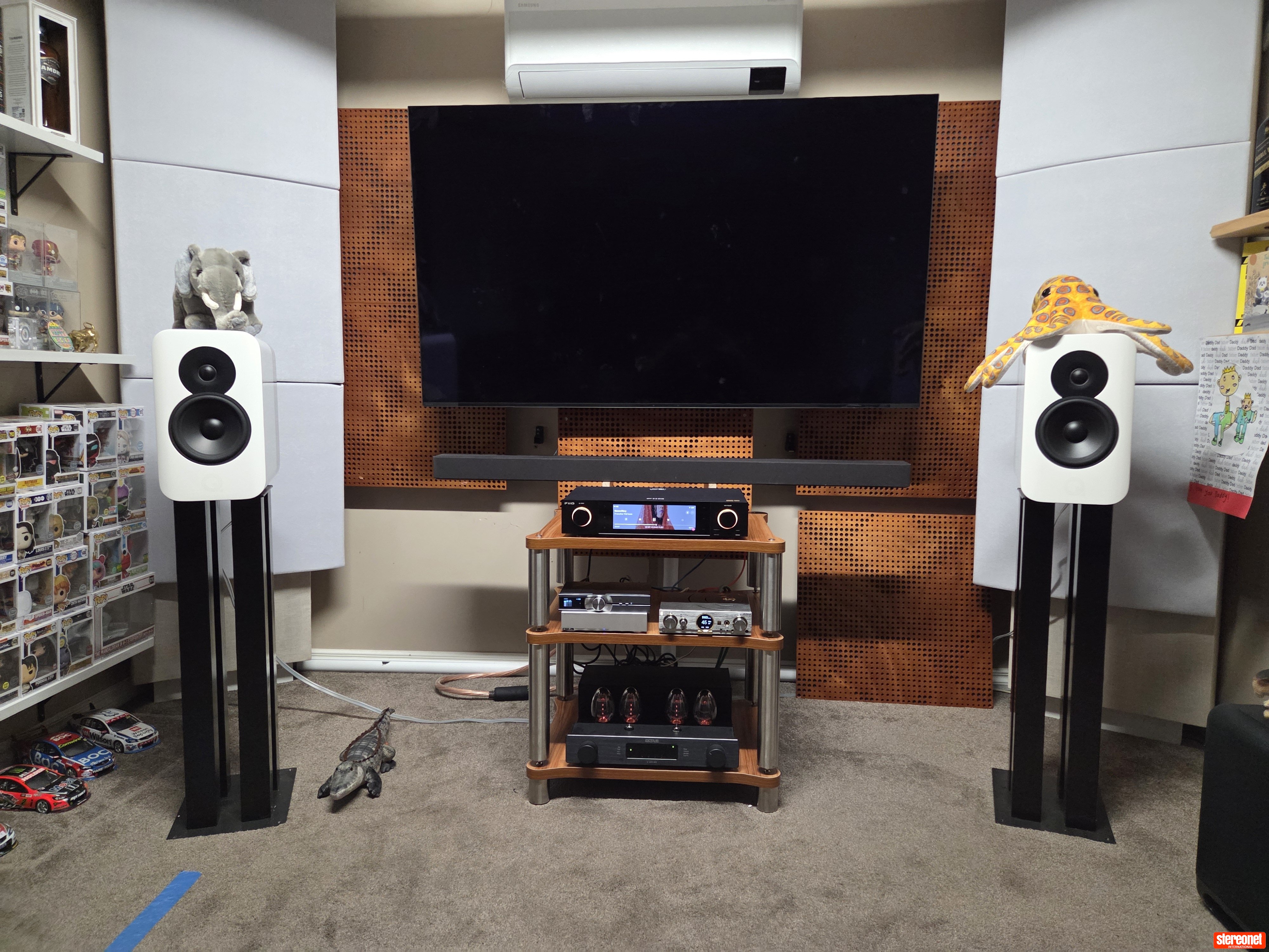 Q Acoustics Concept 300 White Bookshelf Loudspeakers