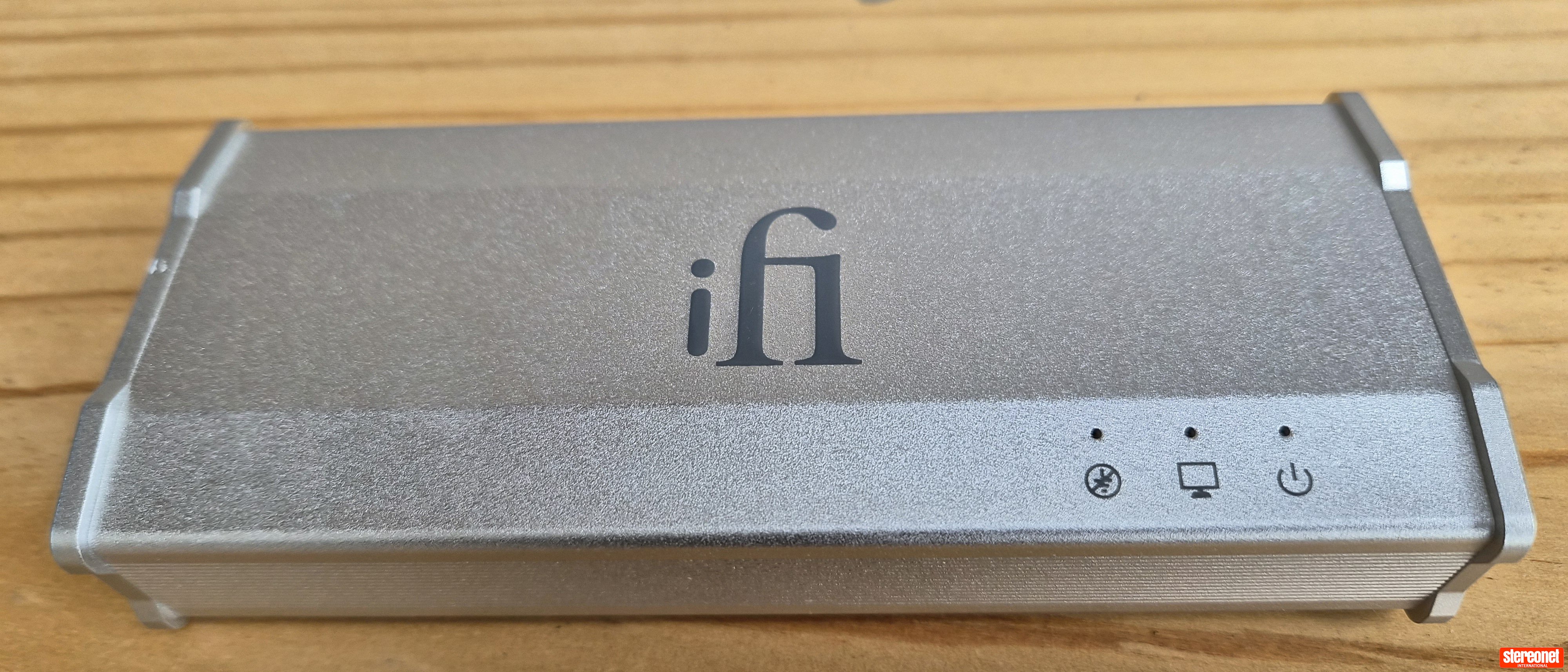 iFi Audio Audio Micro iUSB3.0 Power Conditioner and dedicated iFi iPower supply Power Conditioner