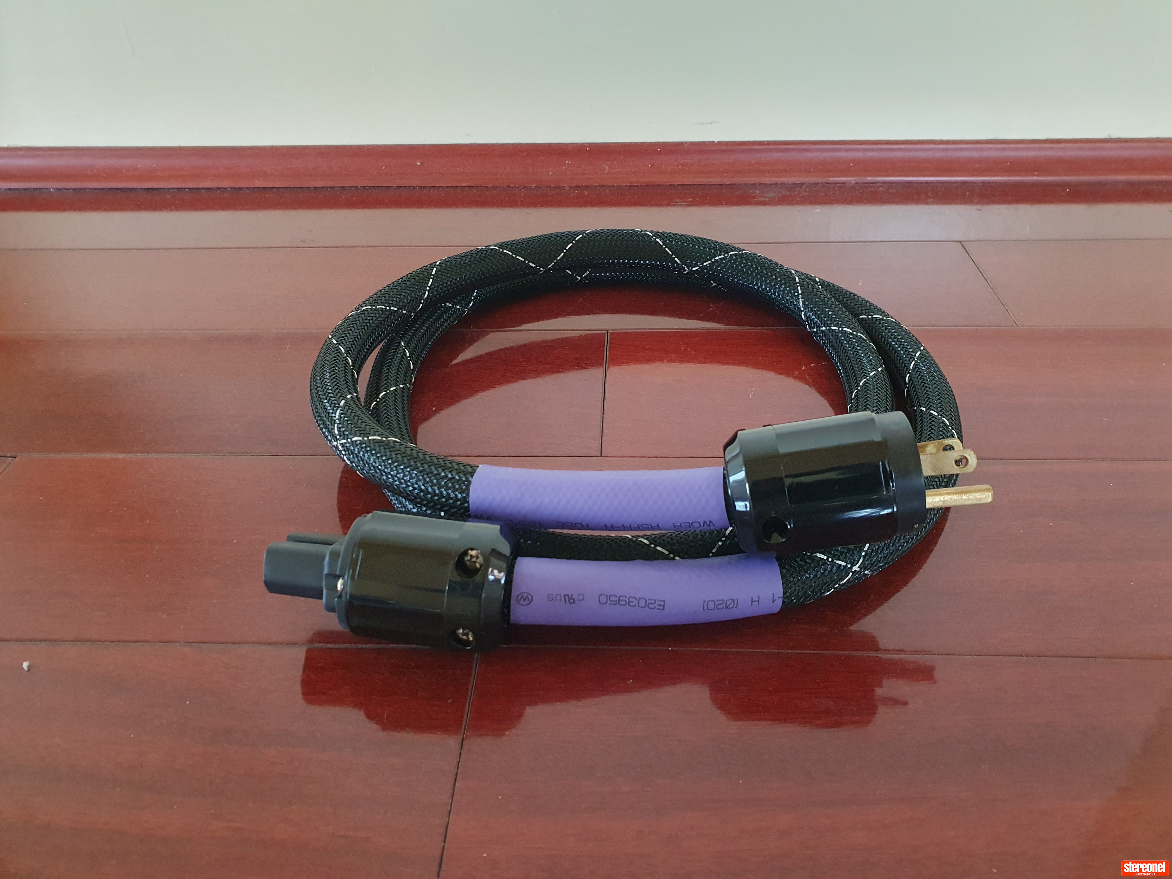 Unbranded 1.5m power cable