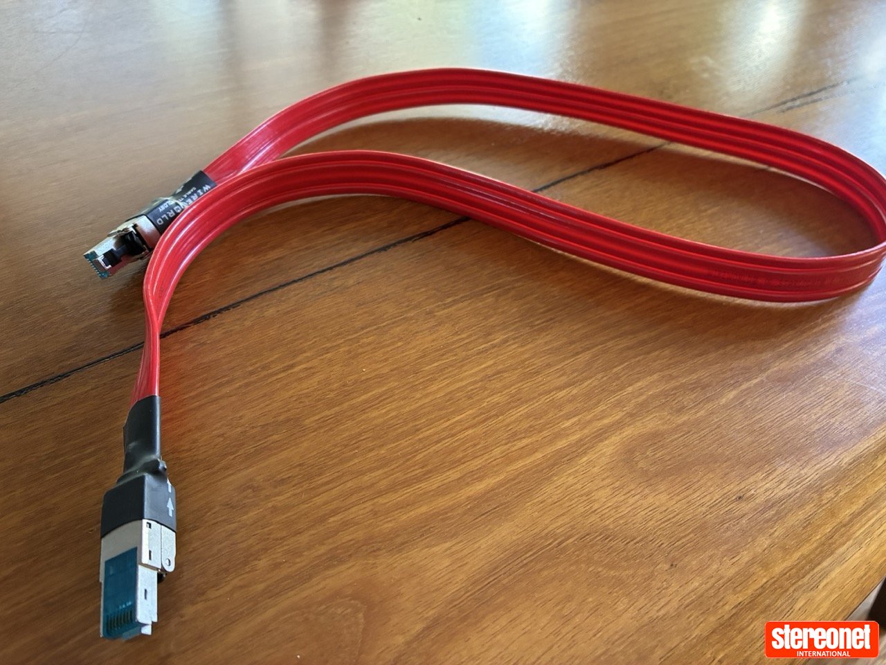 Wireworld starlight 8 Ethernet Cable
