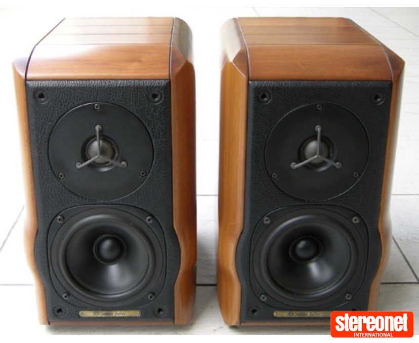 Sonus Faber Minima Amators Standmount Loudspeakers