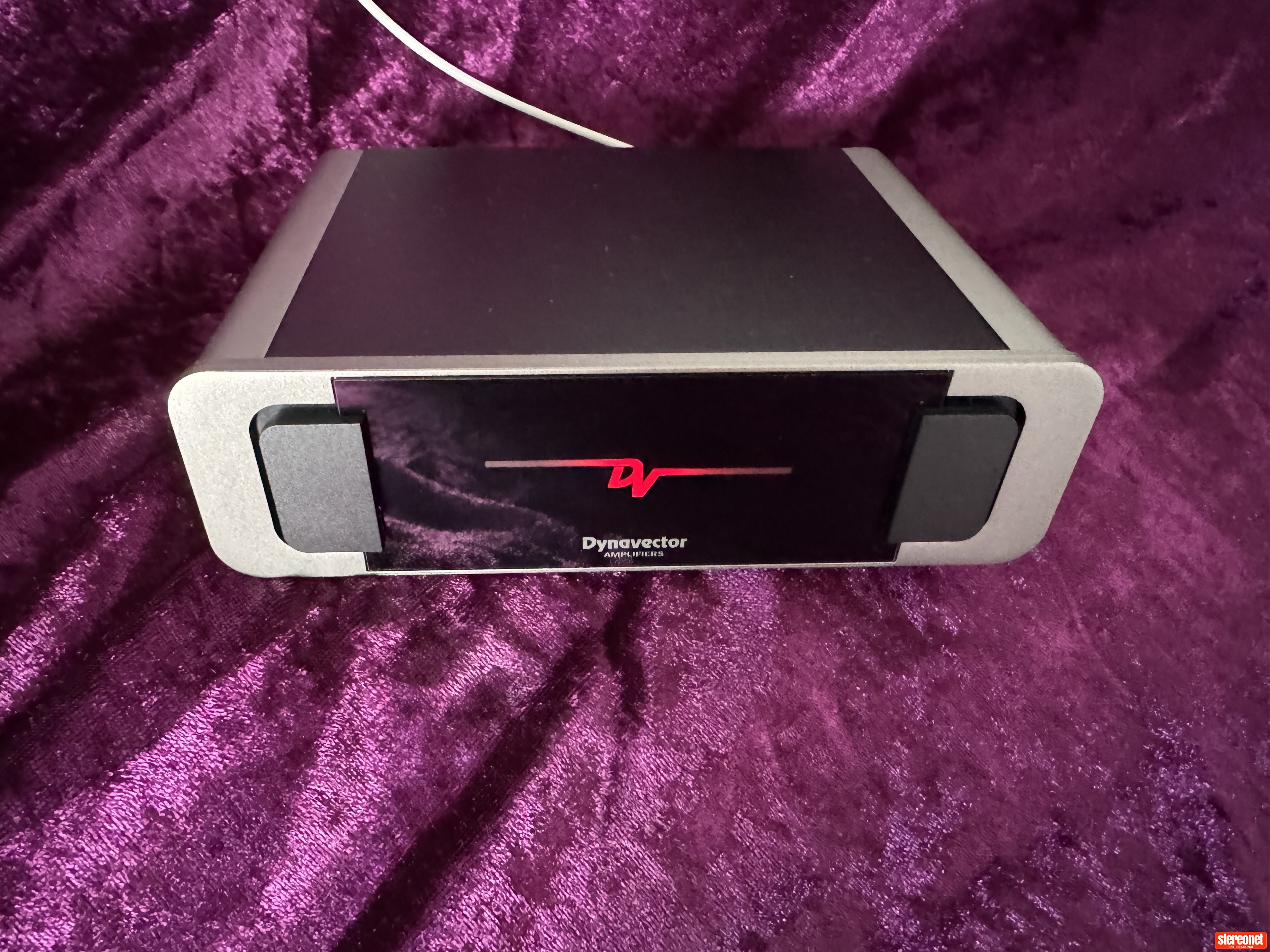 Dynavector P75 Phono Preamplifier