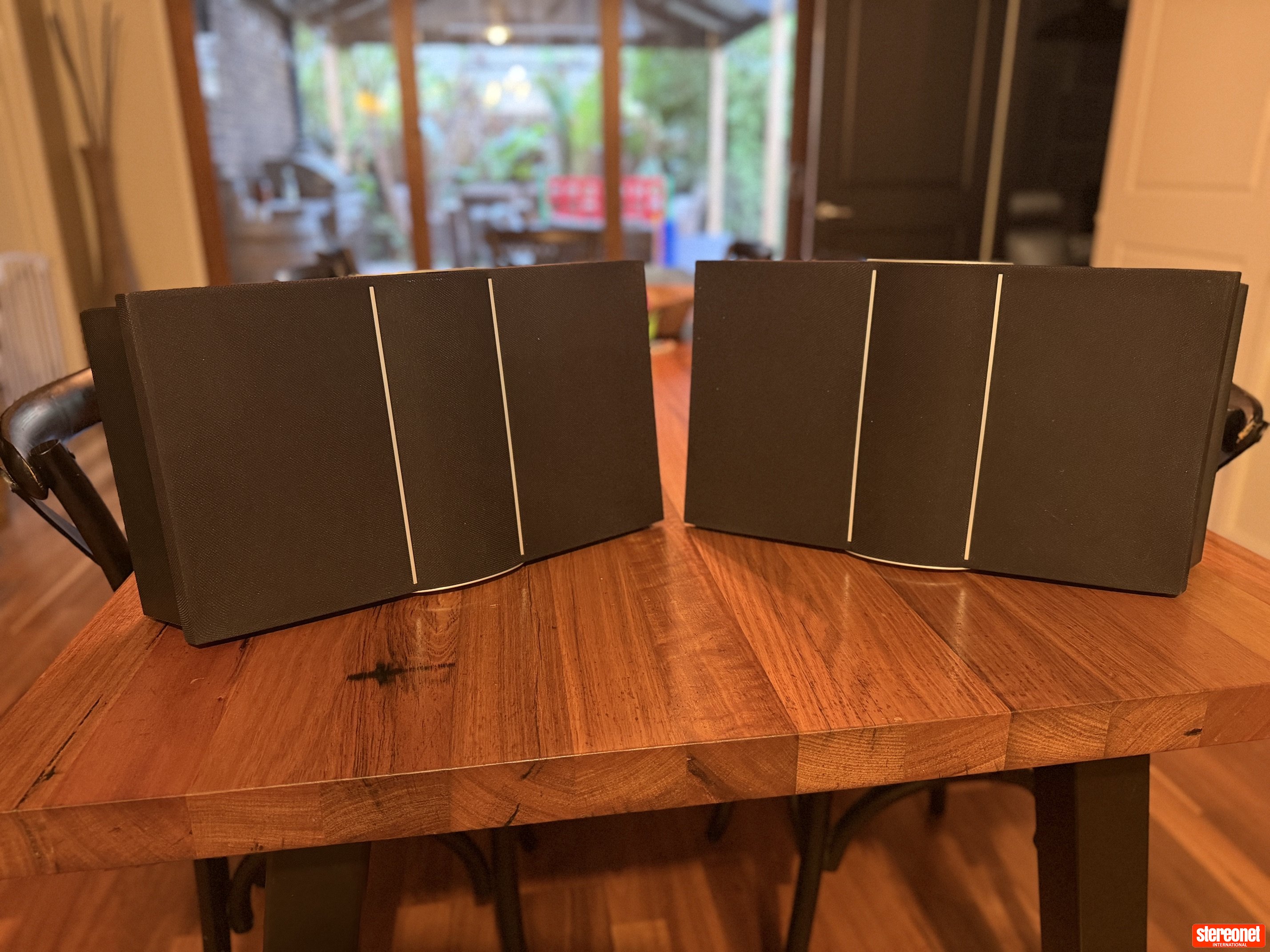 Jamo D7 SUR Surround Speakers