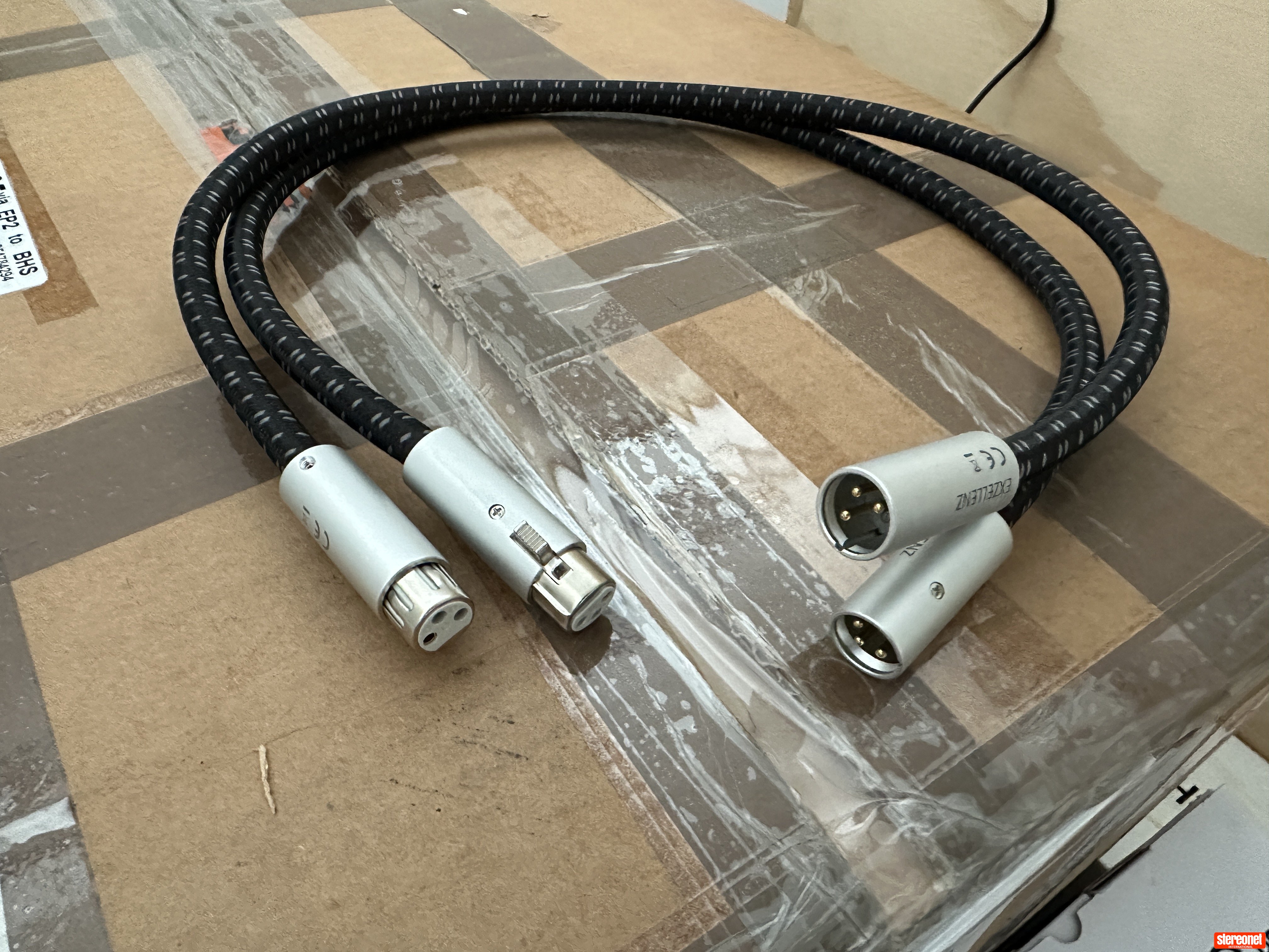In-akustik Excellenz 0.75m XLR pair Interconnect Cables (XLR)