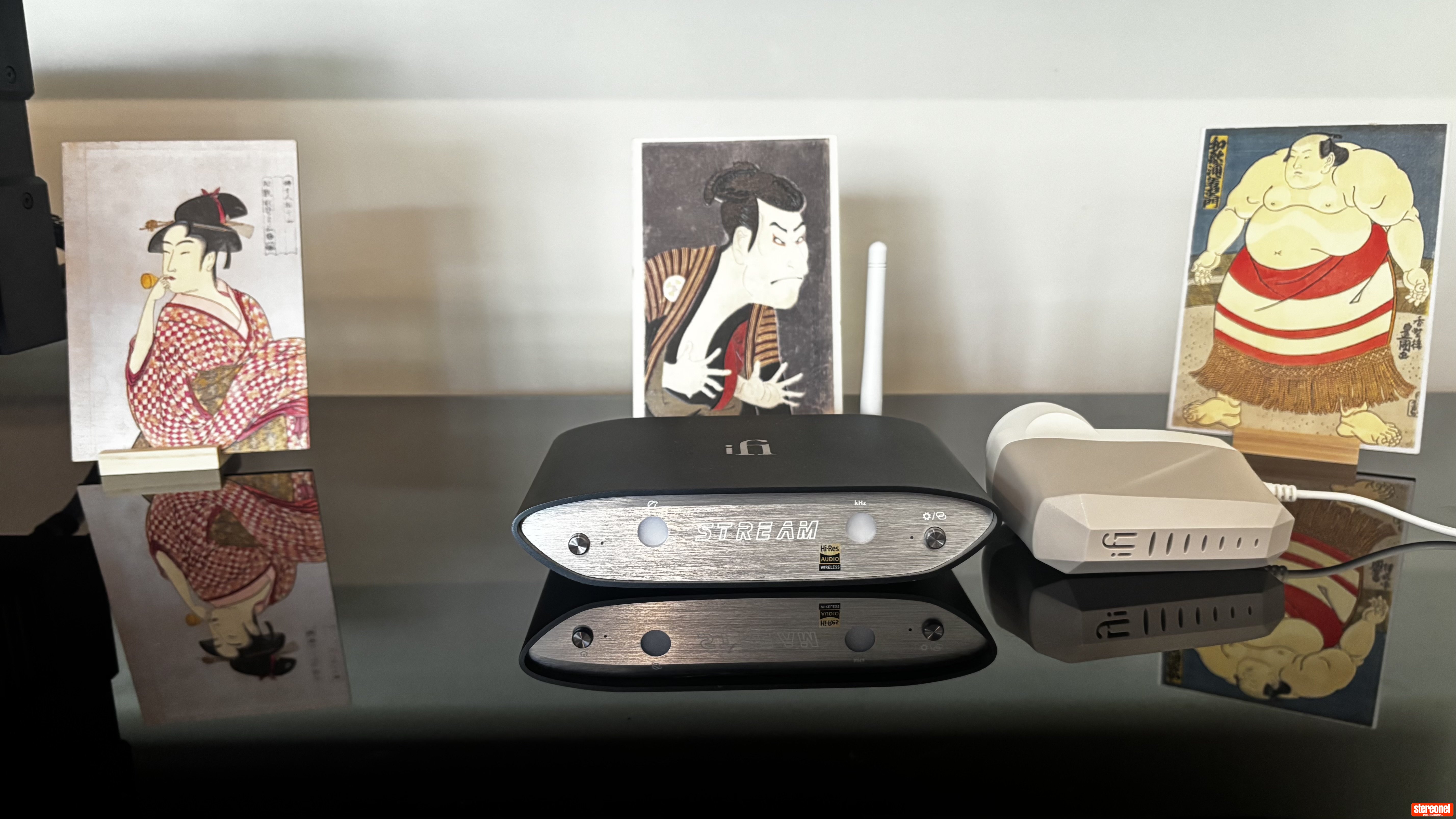 iFi Audio Zen Stream w/ IpowerX Streamer (Music)