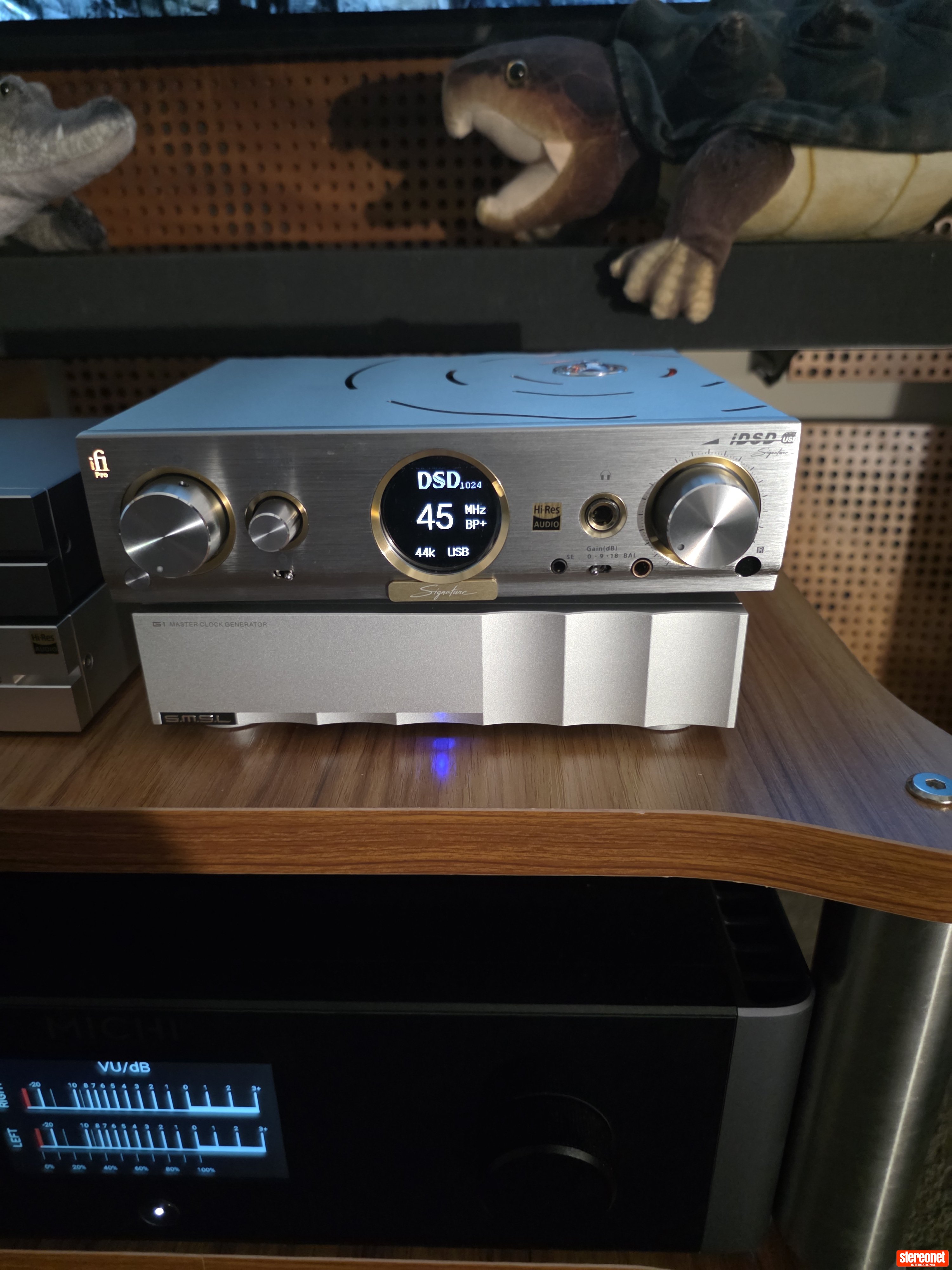 iFi Audio Pro iDSD Signature Digital Analog Converter (DAC)