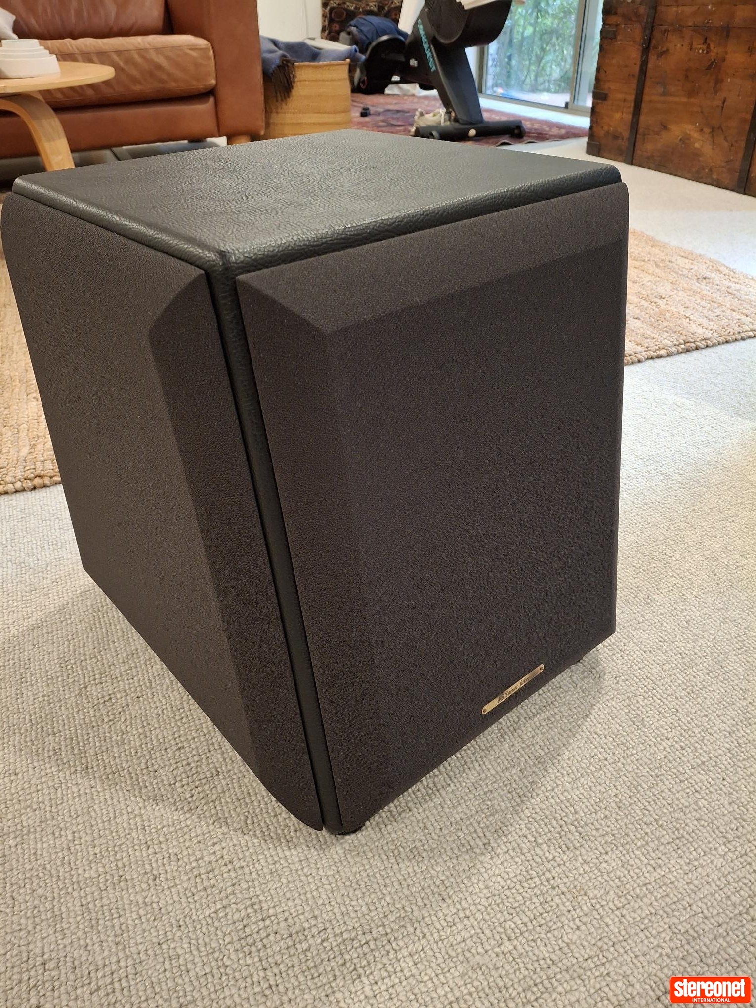 Sonus Faber GRAVIS B1 Subwoofer (Active / Powered)