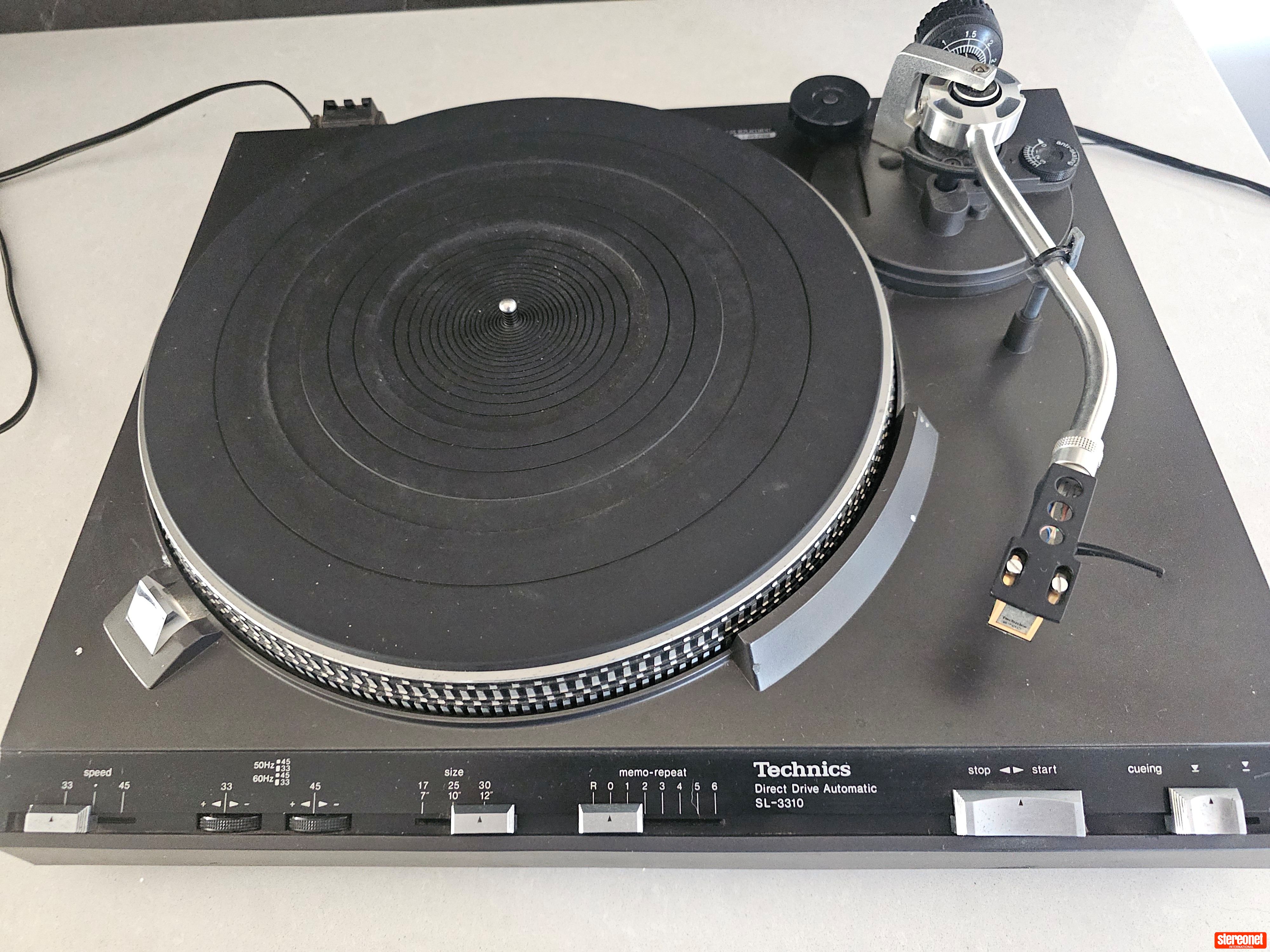 Technics SL-3300 Turntable