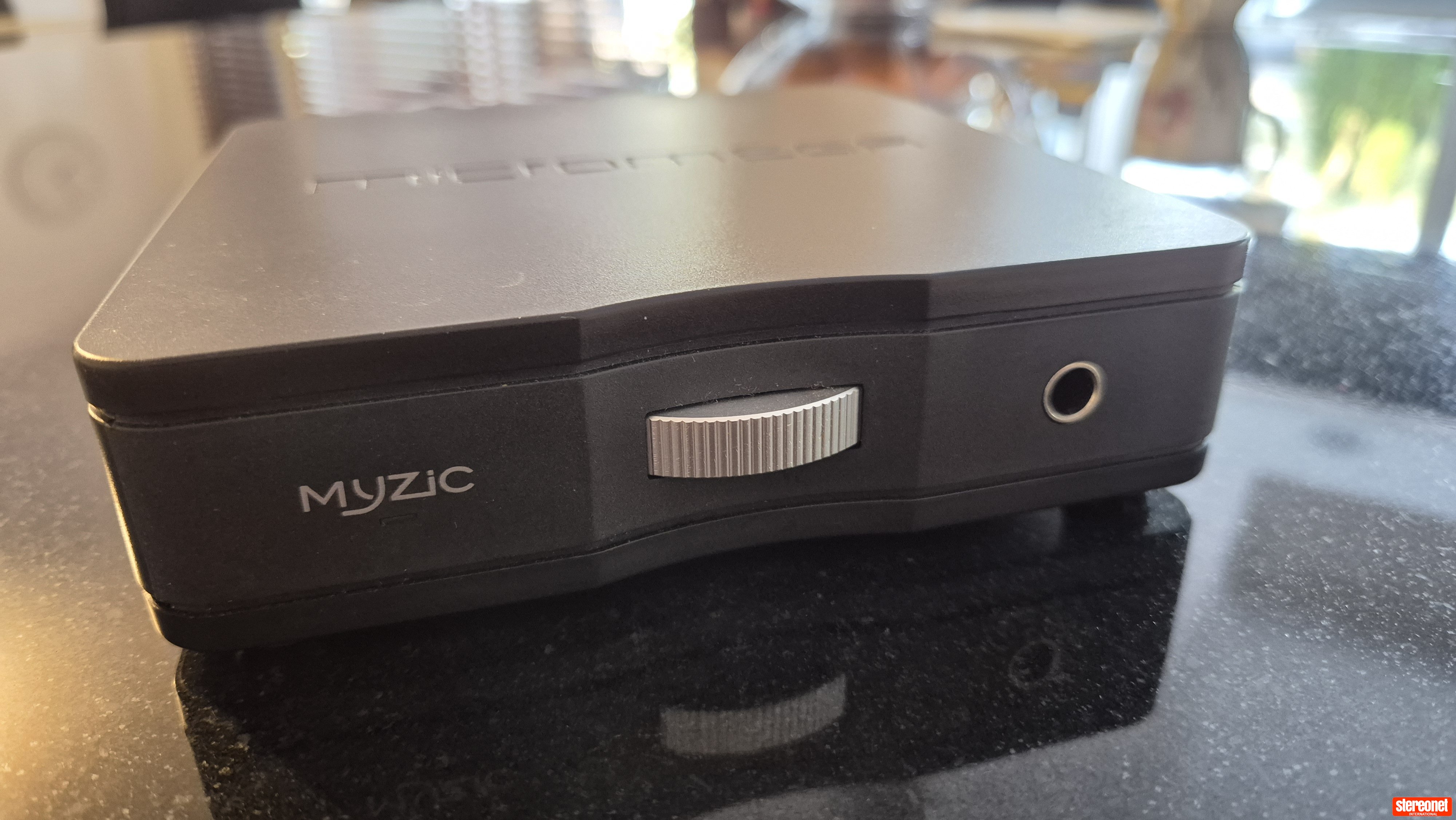 Micromega MyZic Headphone Amplifier