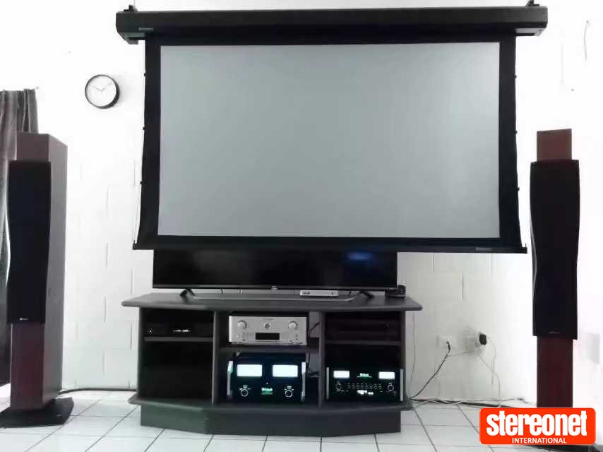 Stewart Filmscreens LX92HFHB-12-2-5 Projector Screen