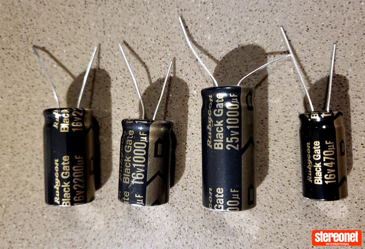 BLACK GATE Standard 1000uF 16V Capacitor