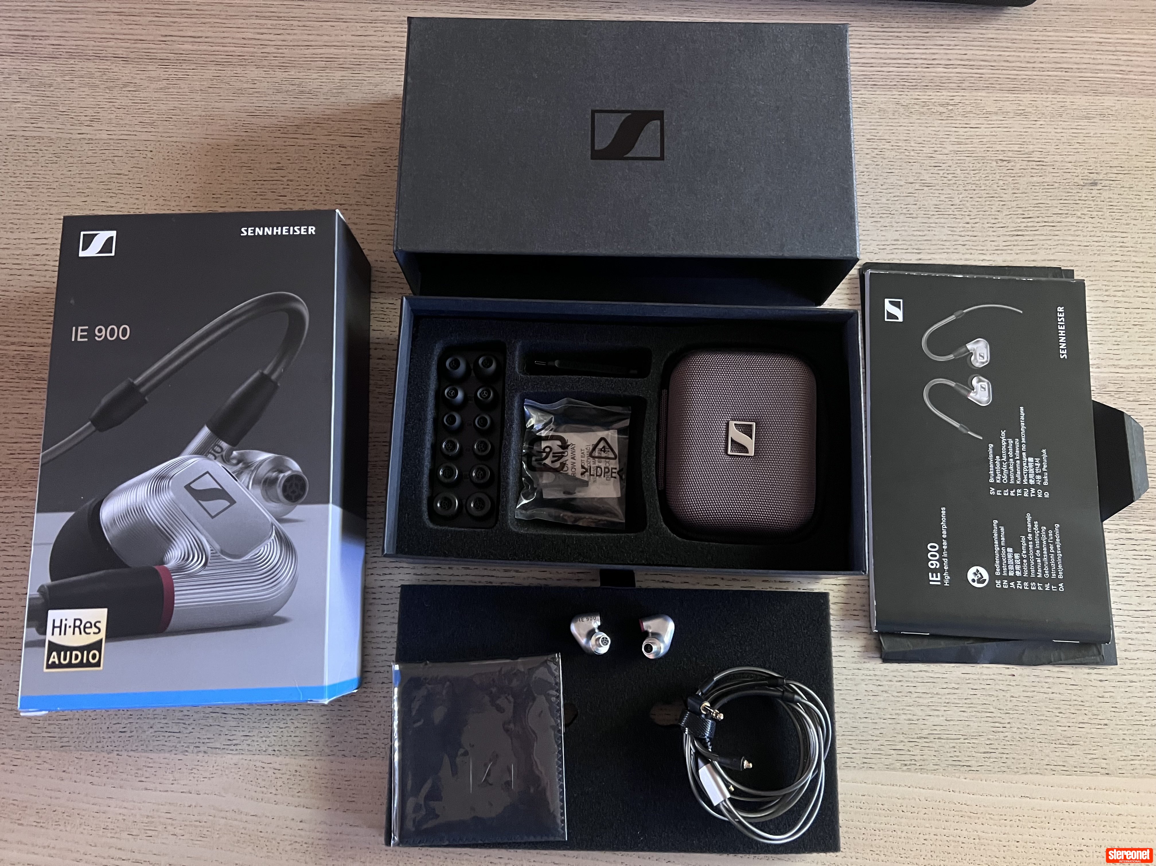 Sennheiser IE 900 Headphones - In Ear Monitors