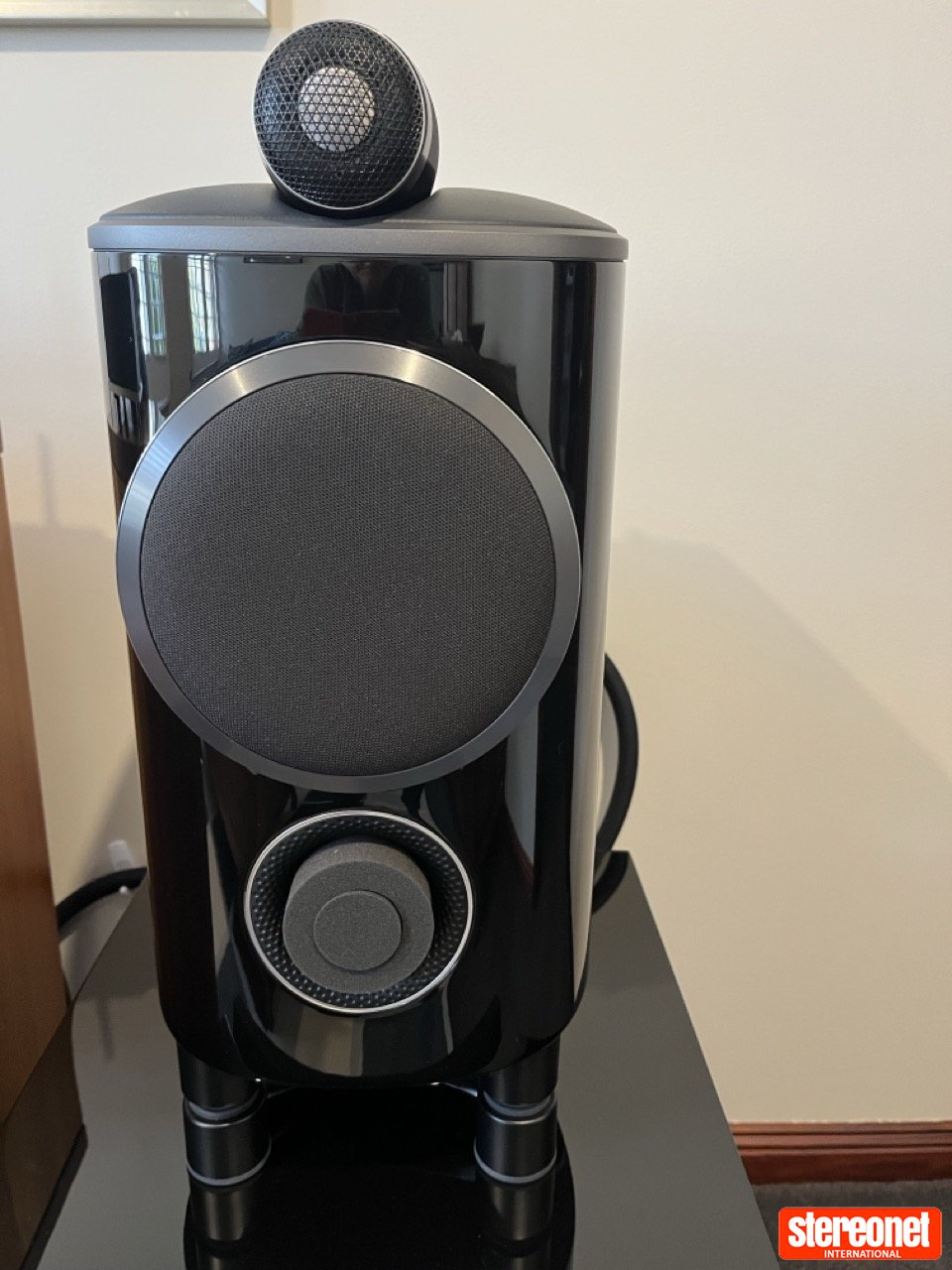 Bowers & Wilkins 805D4 Standmount Loudspeakers