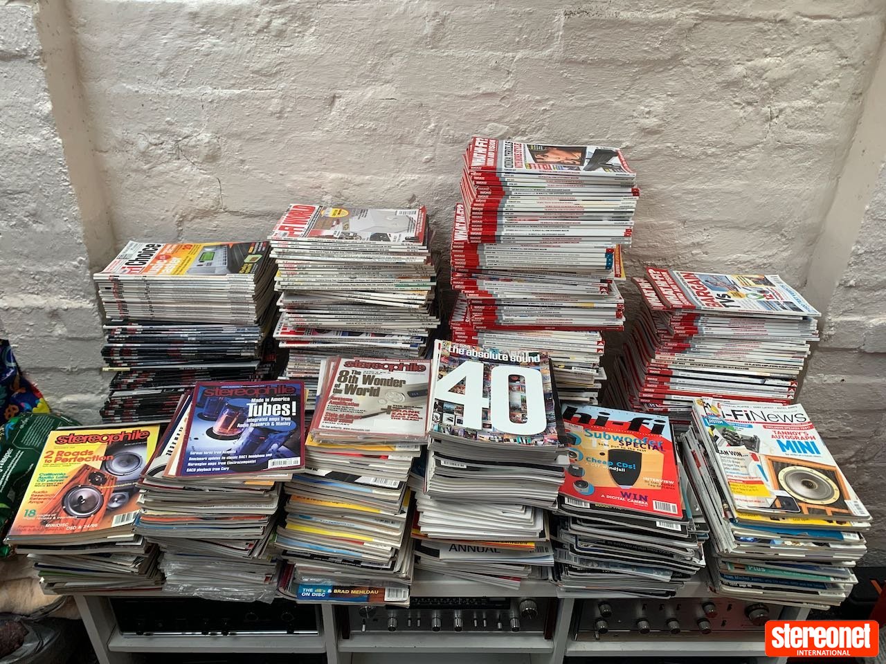 Hundreds of 2000s hifi magazines -- Aus Hifi, Stereophile, TAS, Hifi Choice, What Hifi Magazine