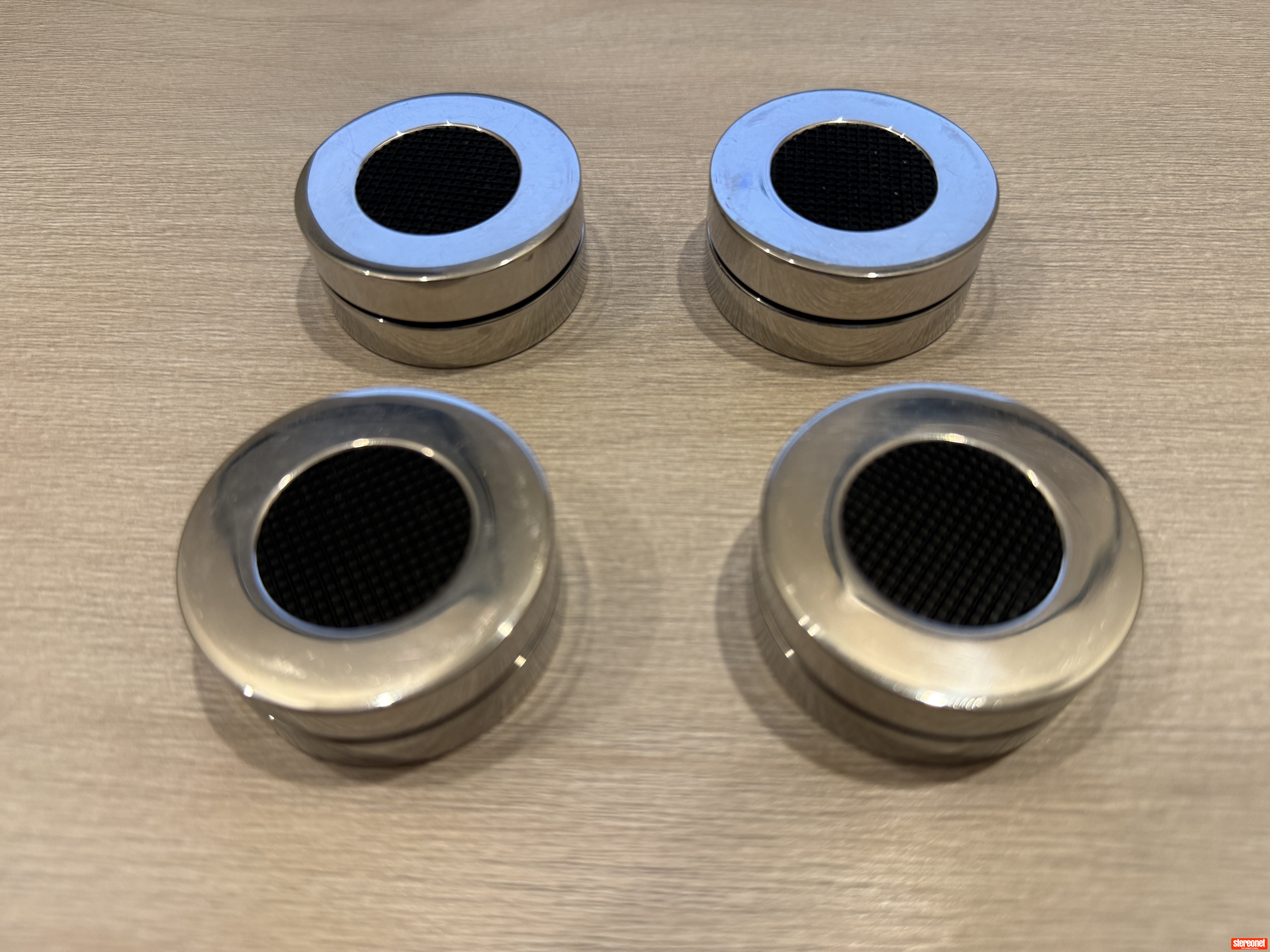 Generic Stainless Steel with Ceramic Beads Isolation Footers