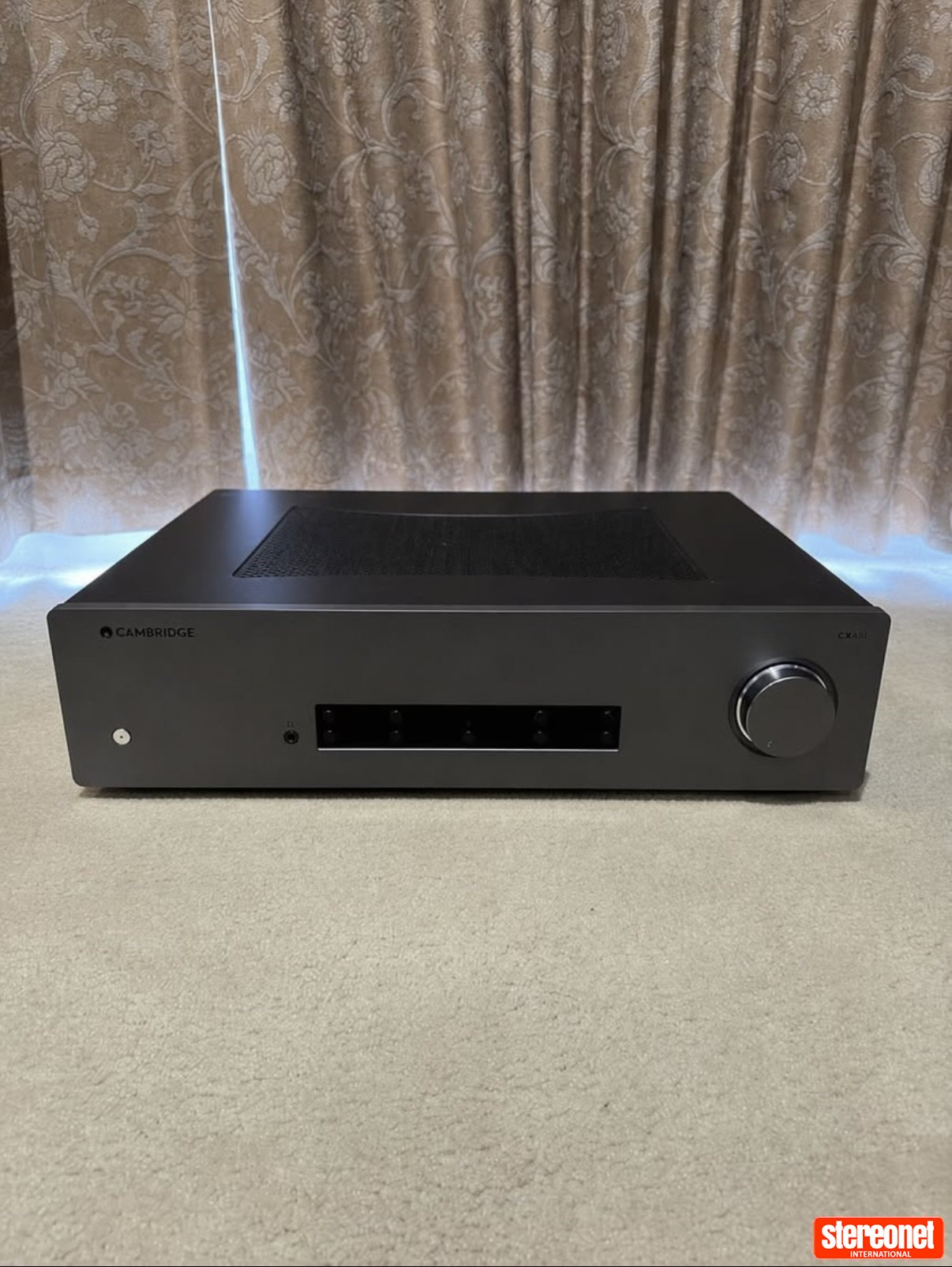 Cambridge Audio CXA81 Integrated Amplifier (Solid State)