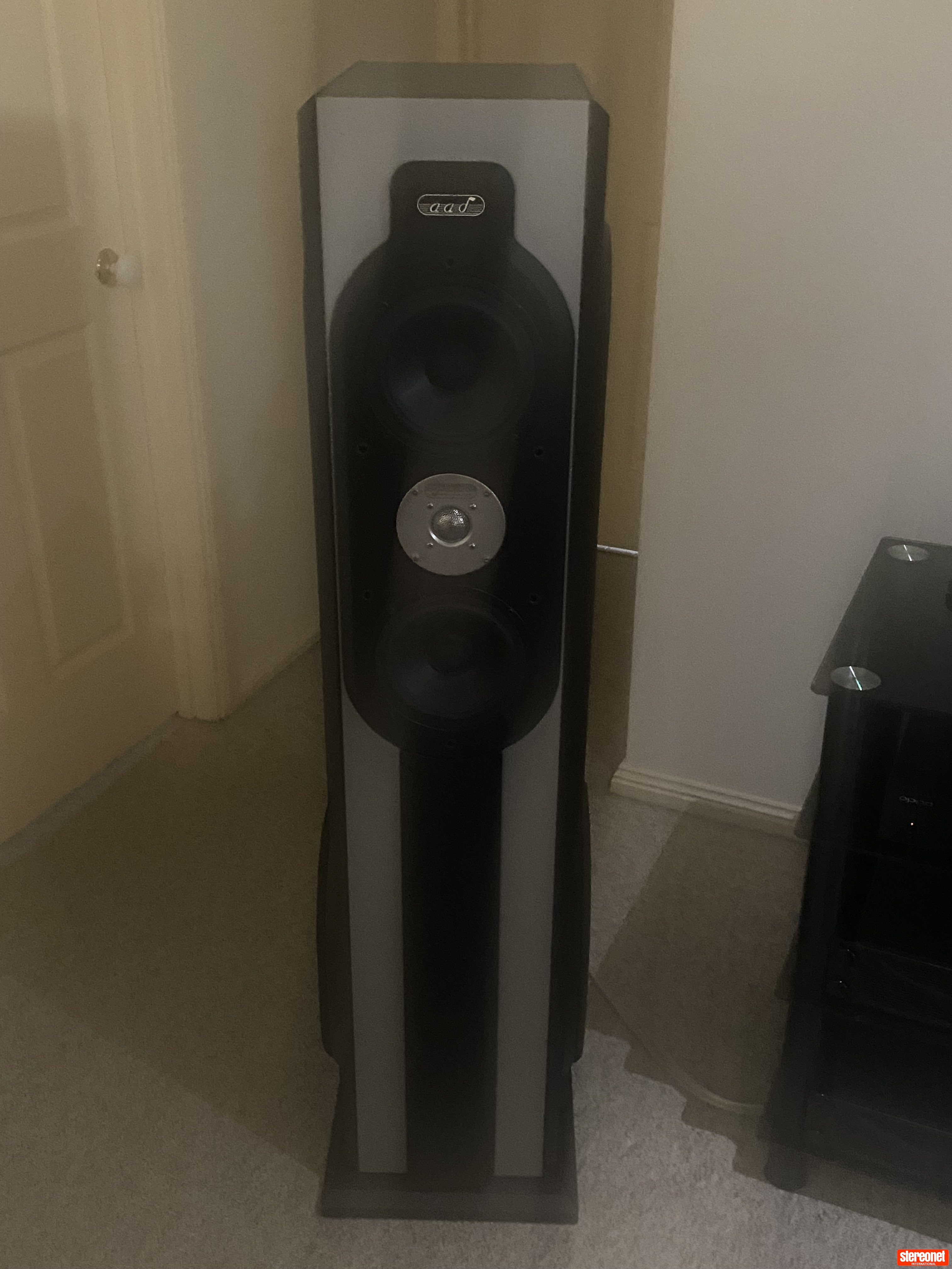AAD Q40&Q20 Floorstanding Loudspeakers