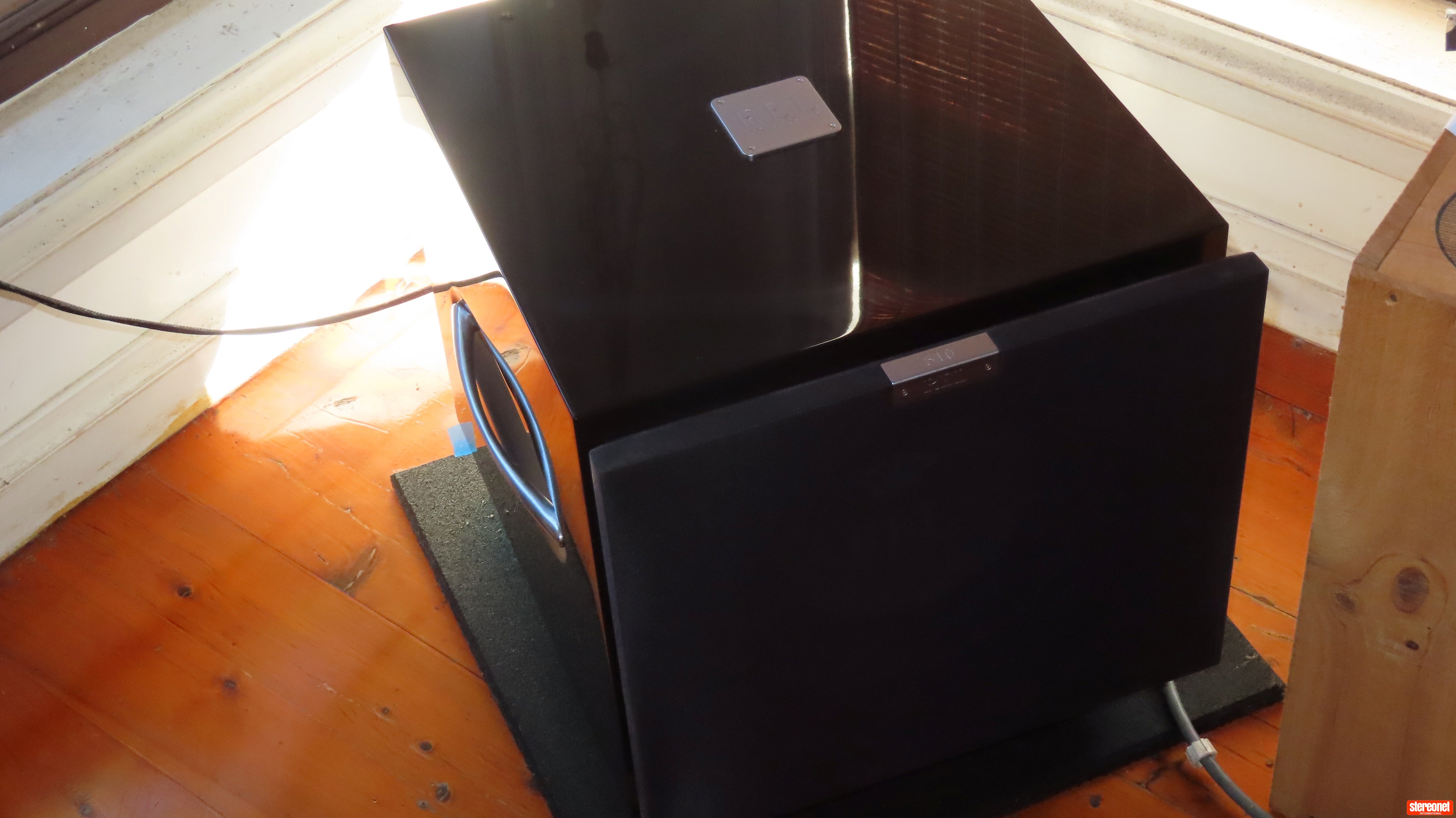 REL Acoustics S/510 Subwoofer (Active / Powered)