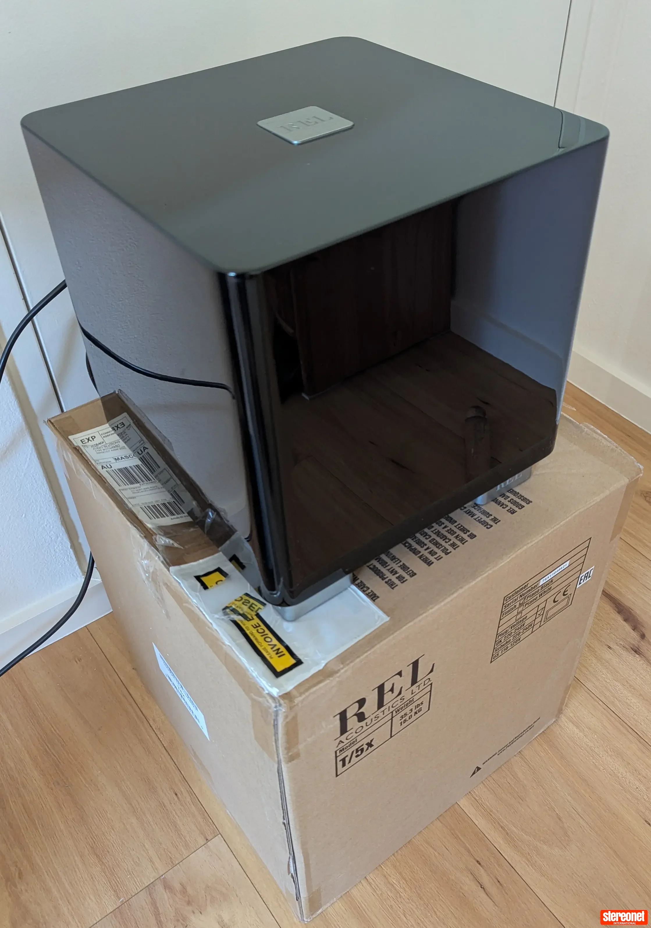 REL Acoustics T5x Subwoofer