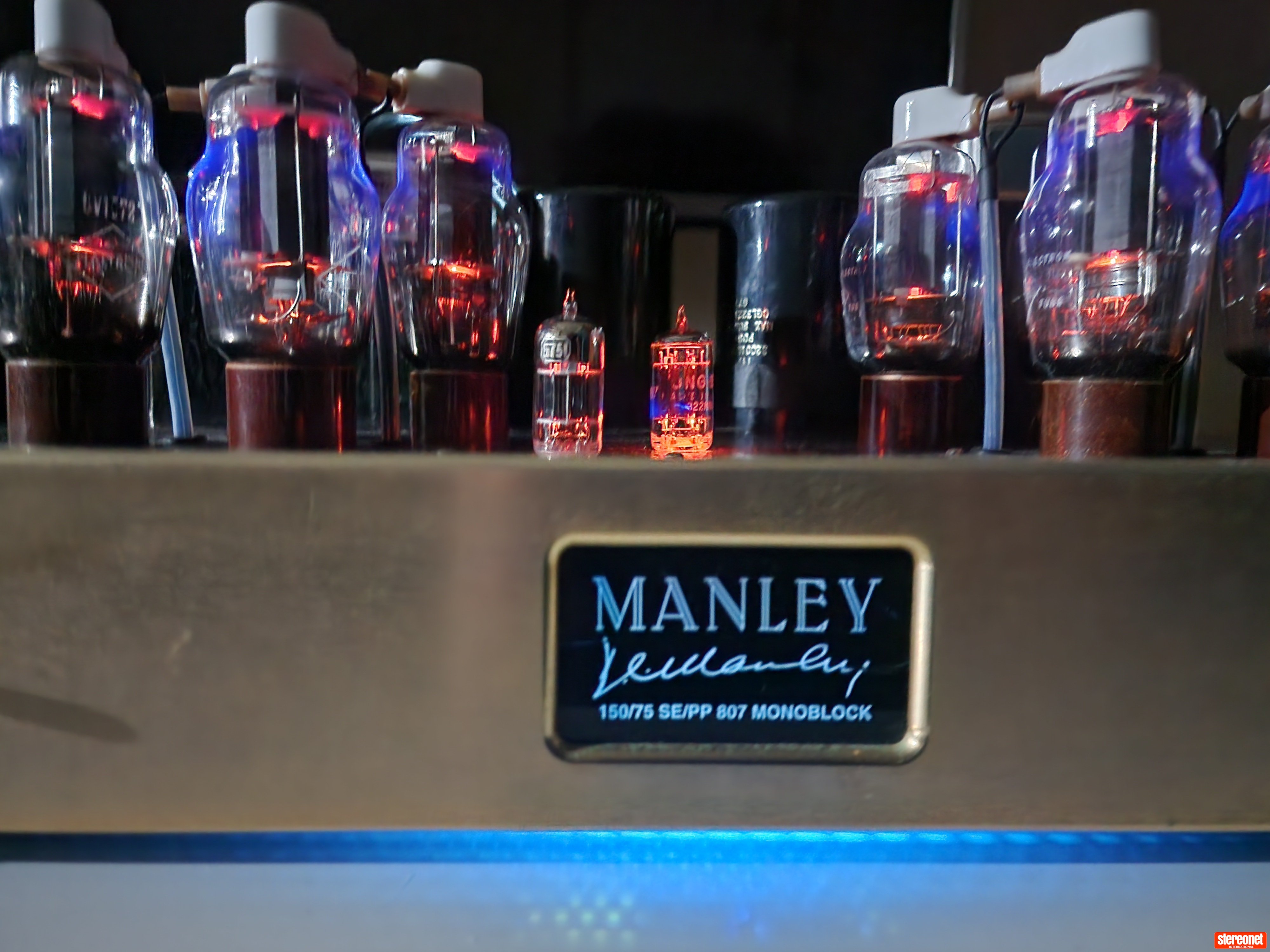 Manley Laboratories 150/75 807 Mono Amplifiers