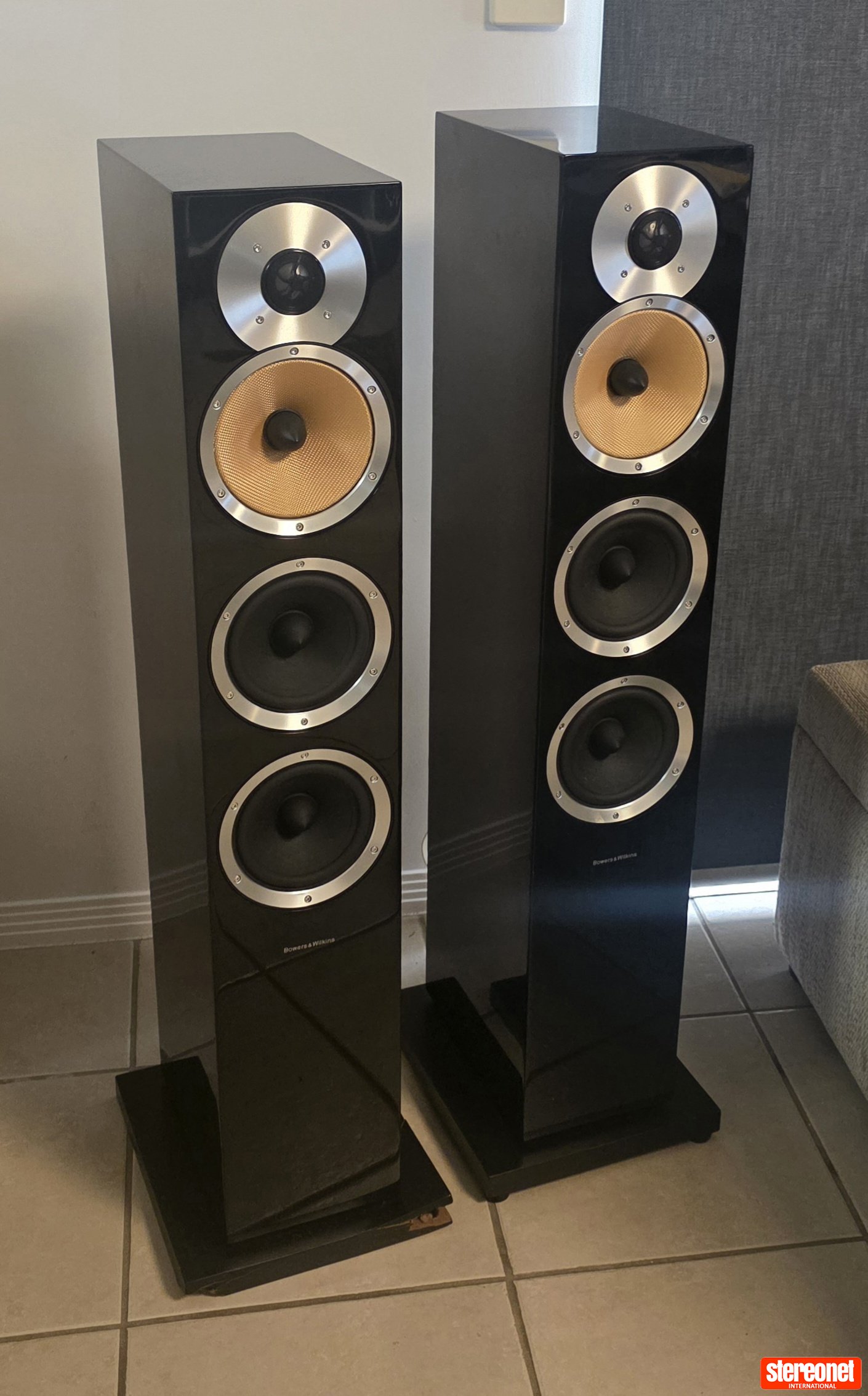 Bowers & Wilkins CM8 Floorstanding Loudspeakers