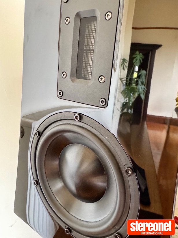 Alta Audio Alyssa Standmount Loudspeakers