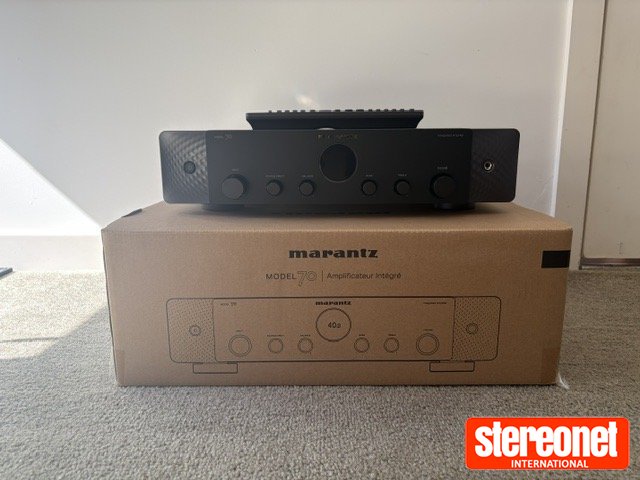 Marantz Model 70 Integrated Amplifier (Solid State)