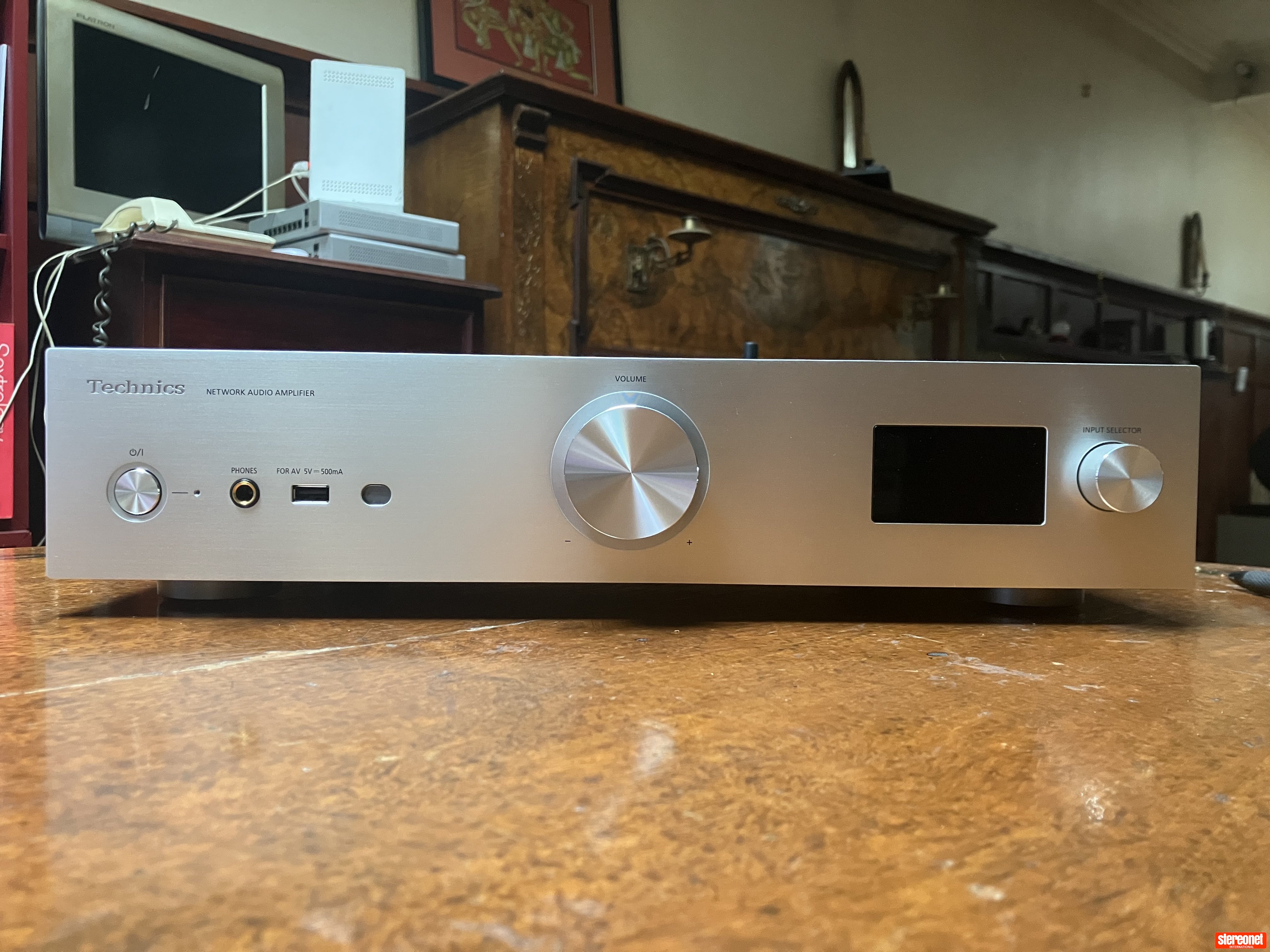 Technics SU-GX70 Integrated Amplifier (Solid State)