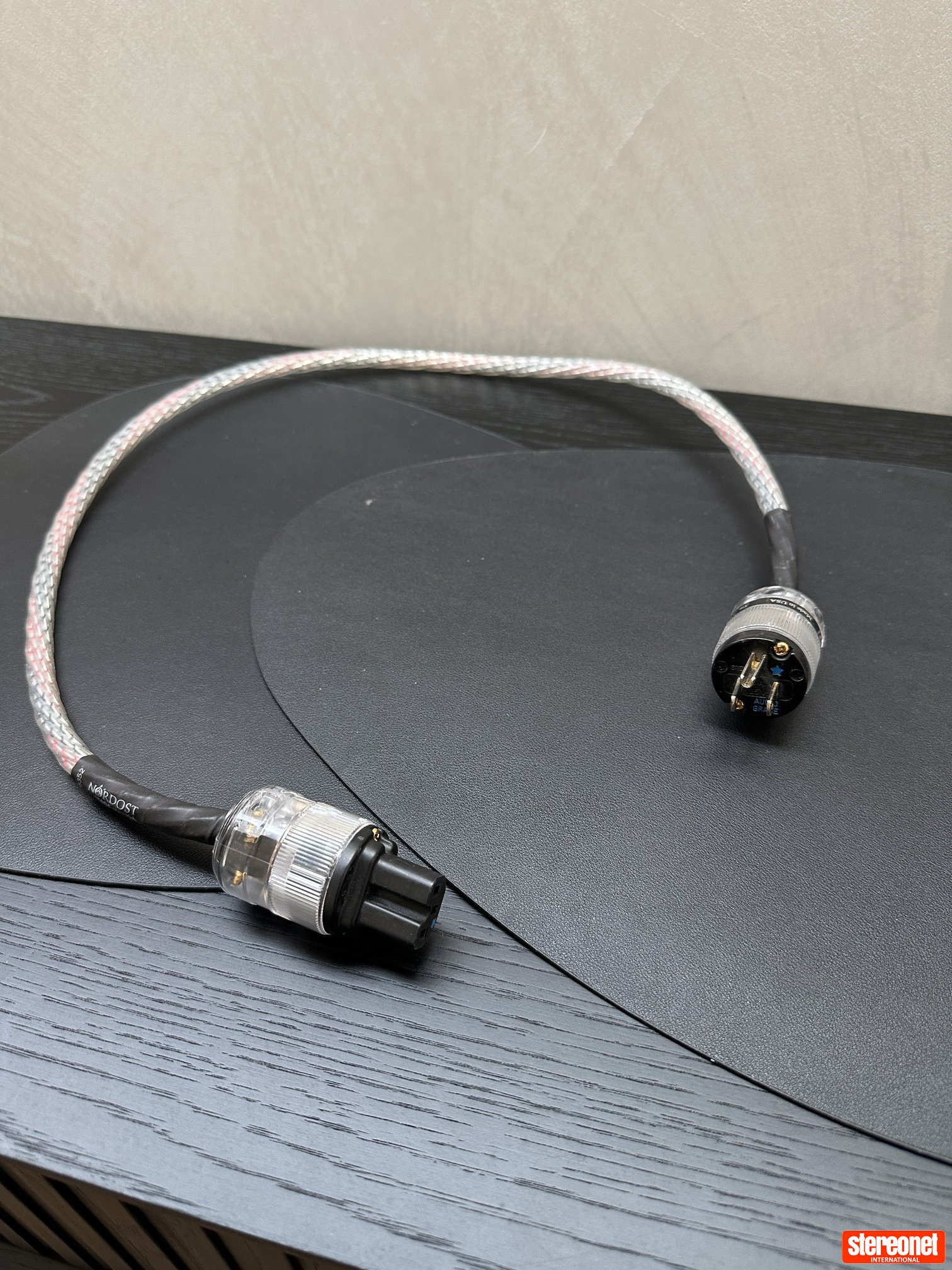 Nordost Valhalla V1 1m EU Termination Power Cable
