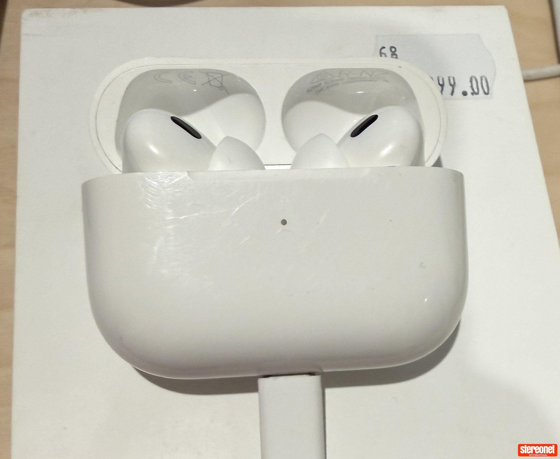 Apple AirPods Pro 2 Headphones - In Ear Monitors