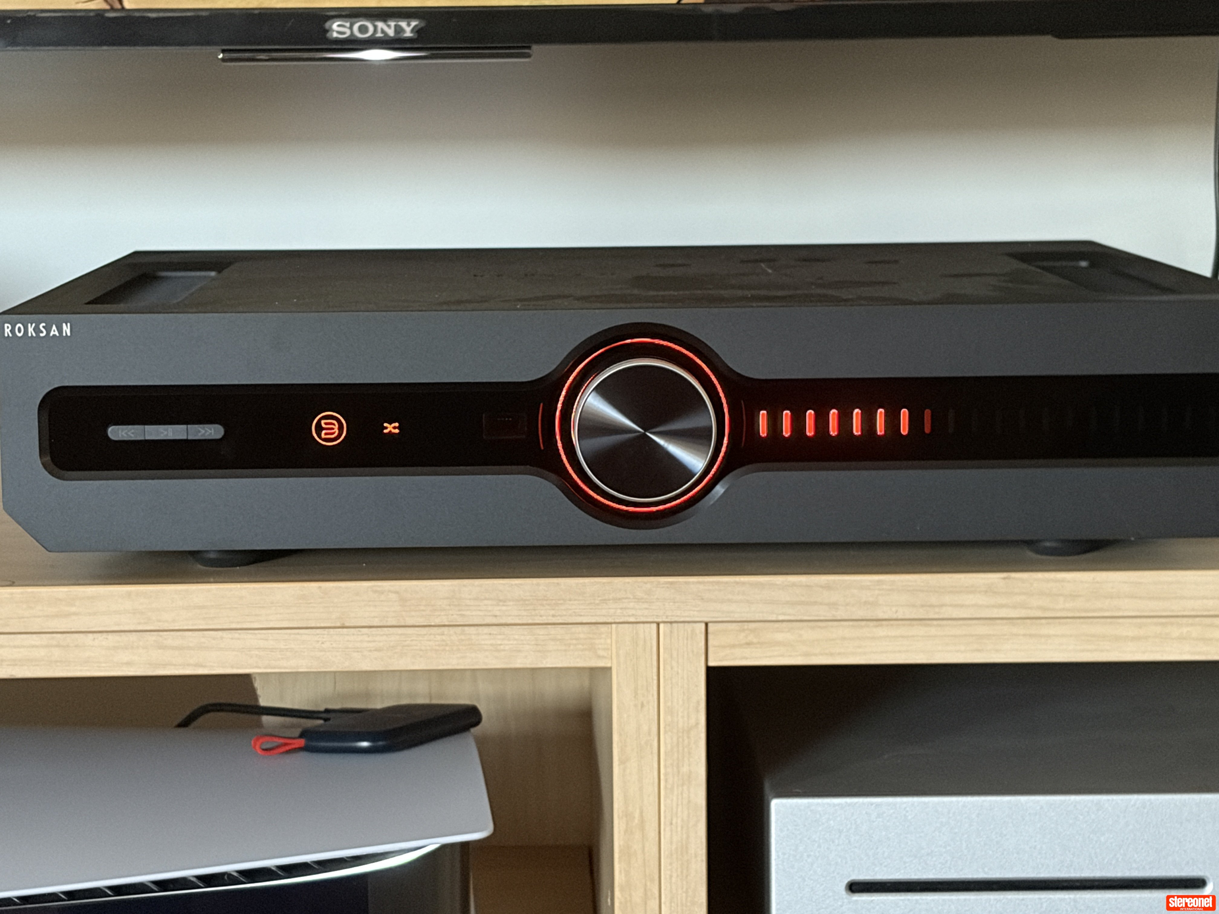 Roksan Caspian 4G Streaming Amplifier Integrated Amplifier (Solid State)