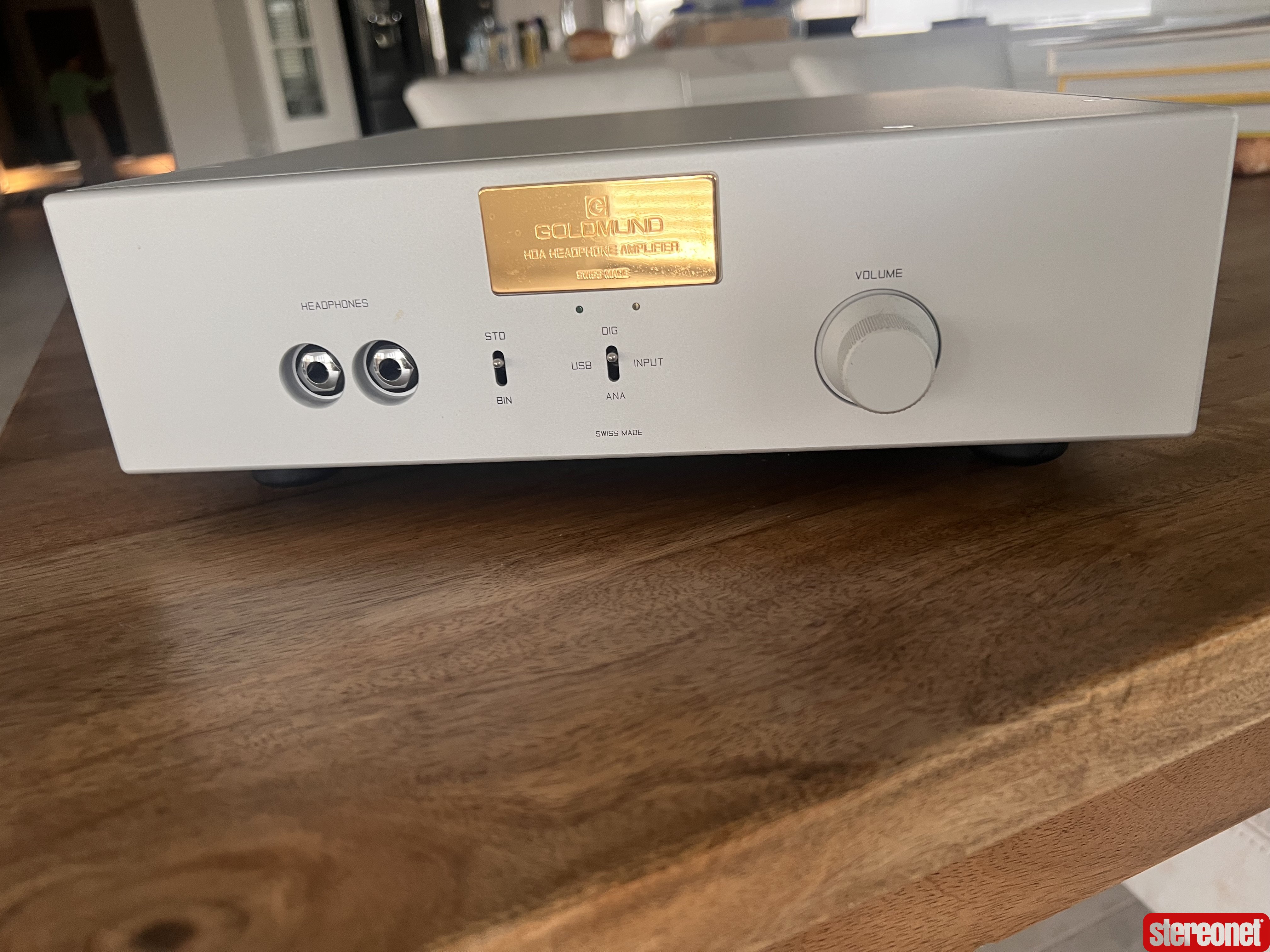 Goldmund Telos THA2 Headphone Amplifier