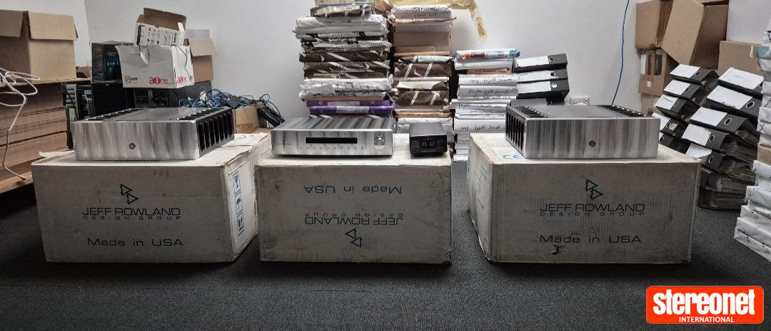 Jeff Rowland 725 Mono Amplifiers
