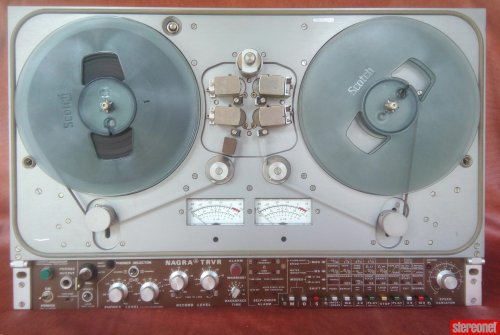 Bang & Olufsen Beovision 10-46 Television - Televisions - StereoNET