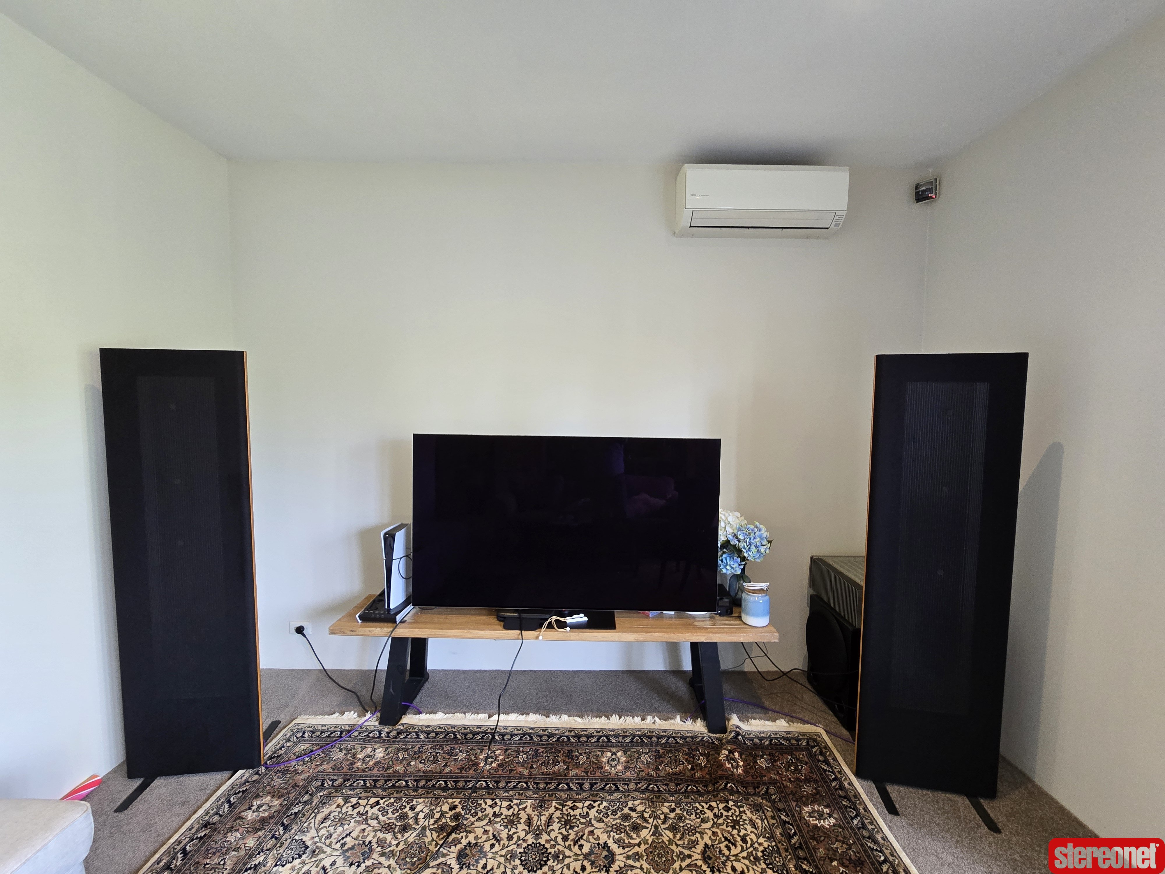 Magnepan 1.7i Floorstanding Loudspeakers