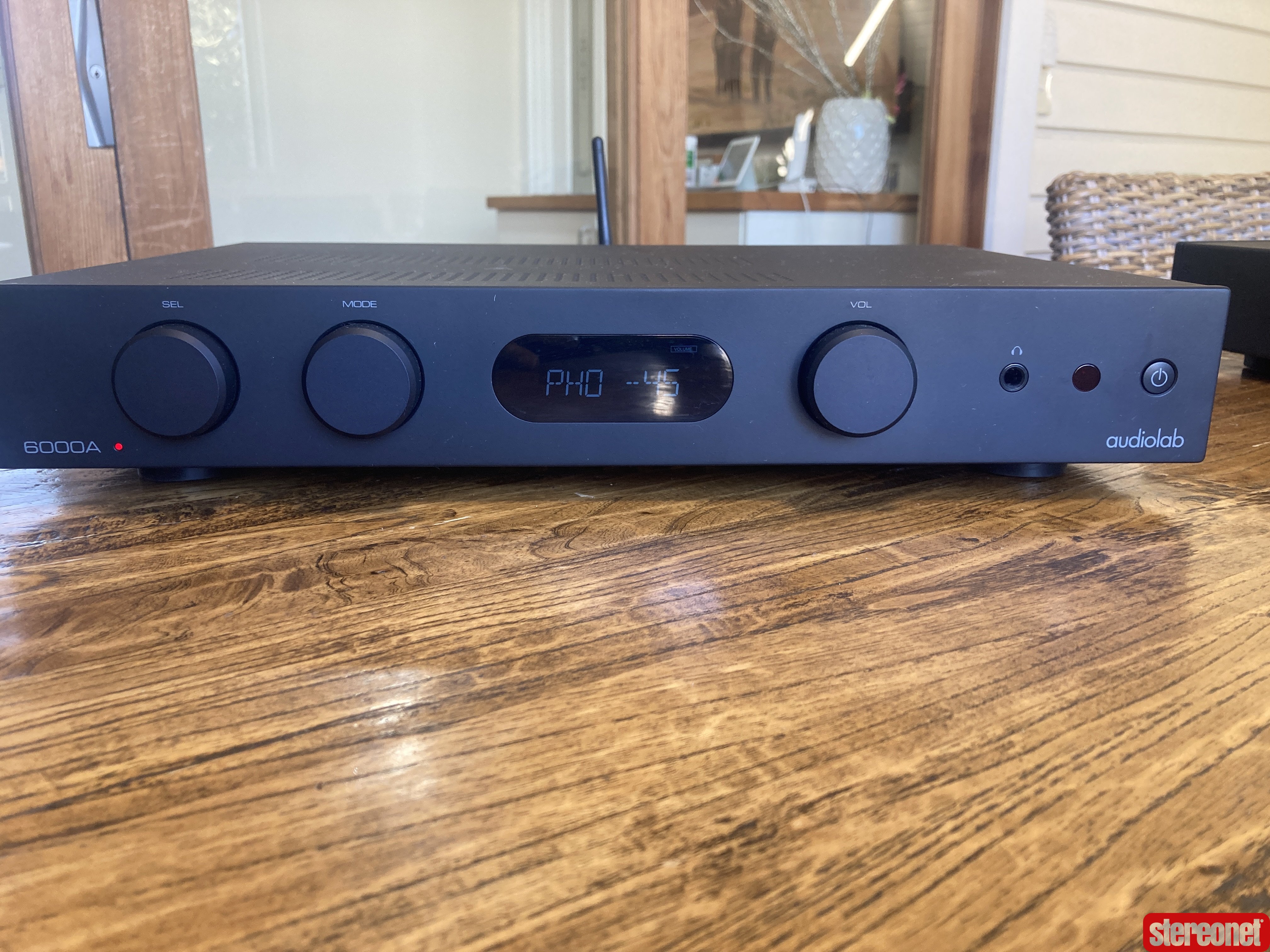 Audiolab 6000A Integrated Amplifier (Solid State)