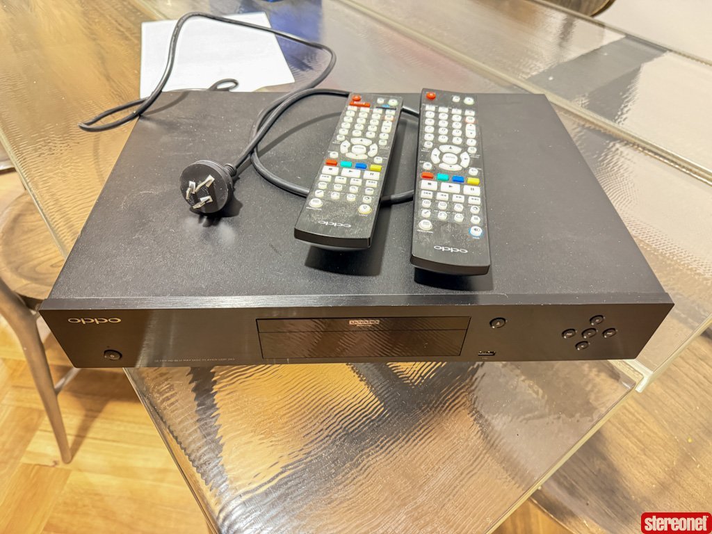 Oppo UDP-203 Blu-ray Player