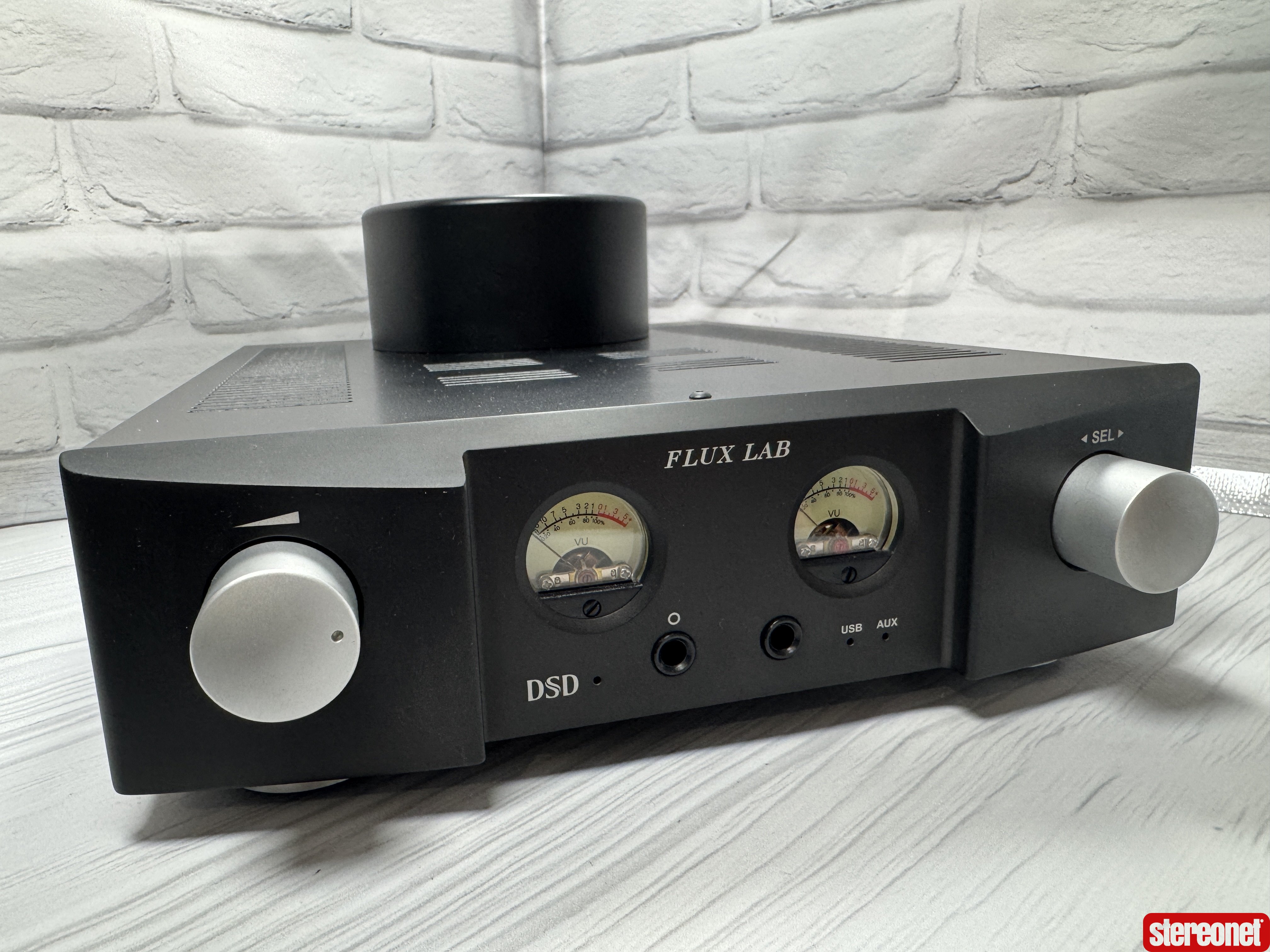 Flux Lab Acoustics Solid One Headphone Amplifier (with DAC)