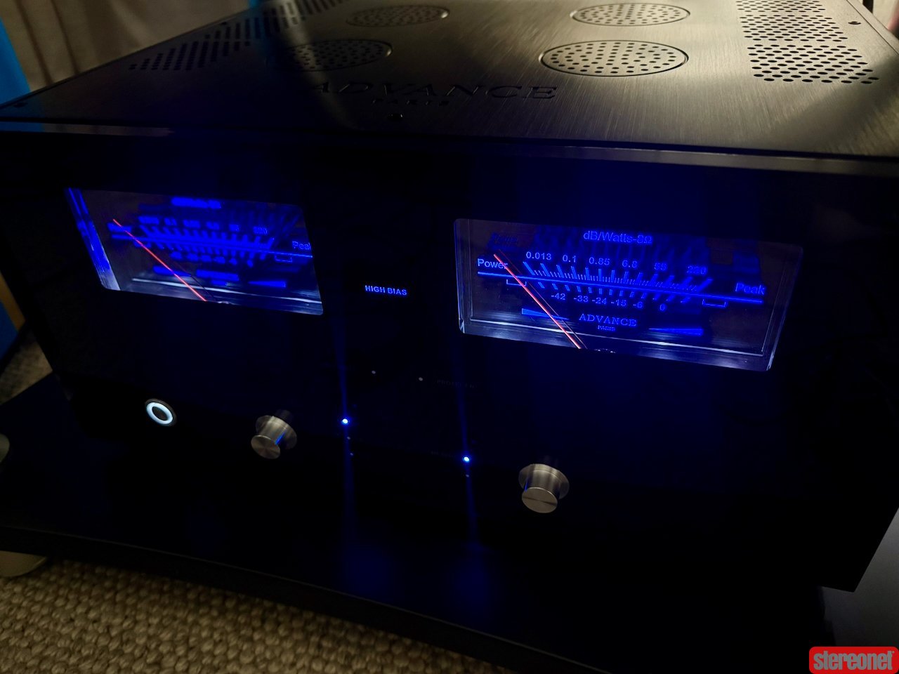 Advance Paris X-P1200 and A600 Pre Amplifier