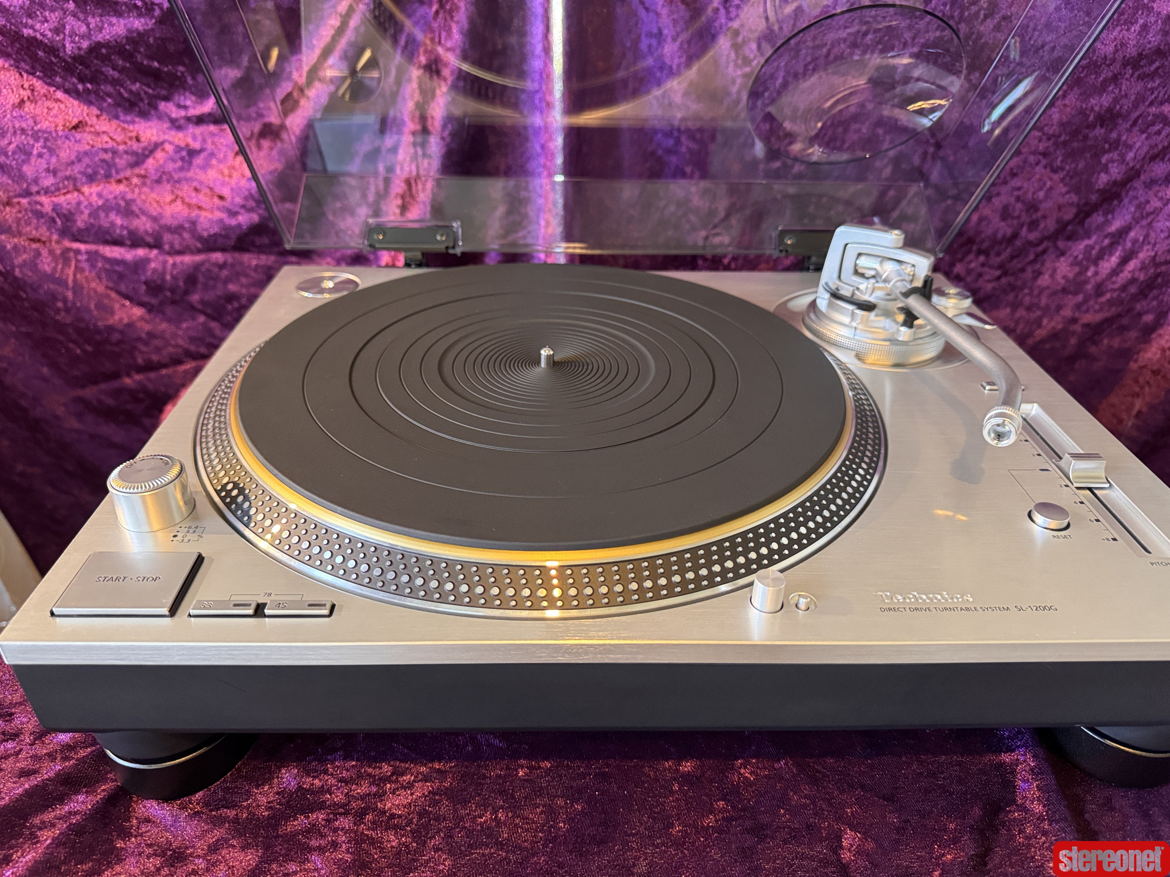 Technics SL-1200G Turntable