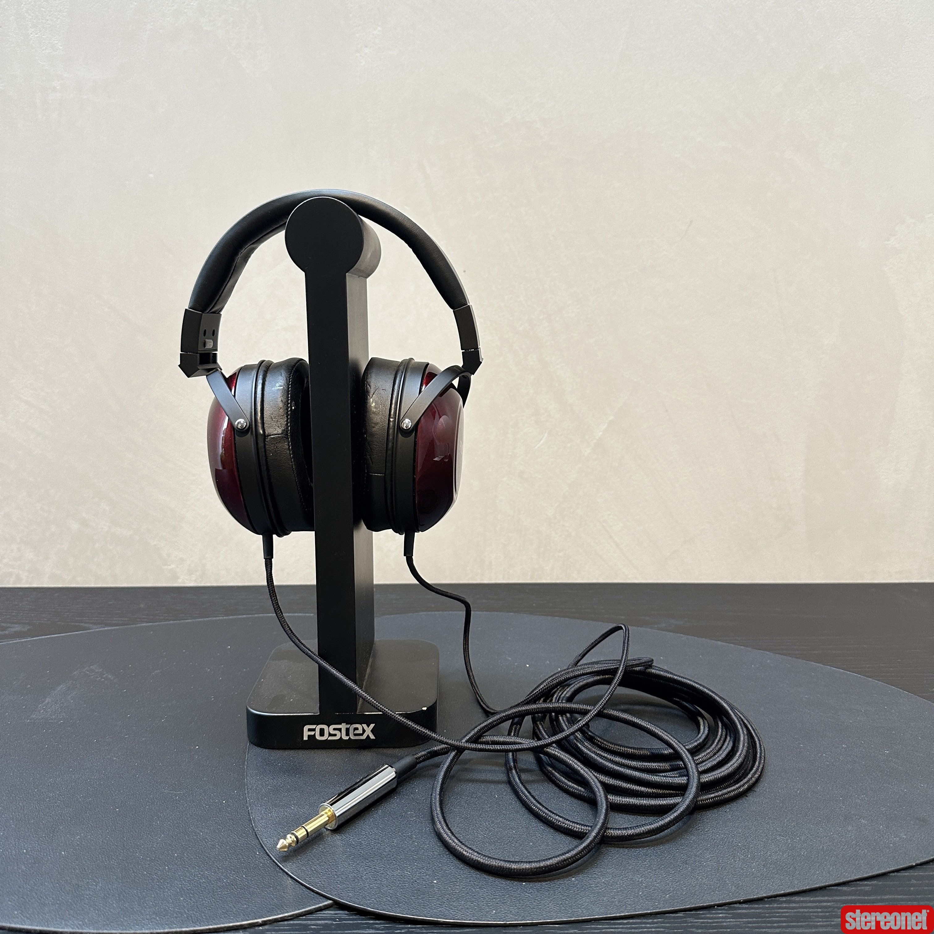 Fostex TH900 Headphones - Over/On Ear