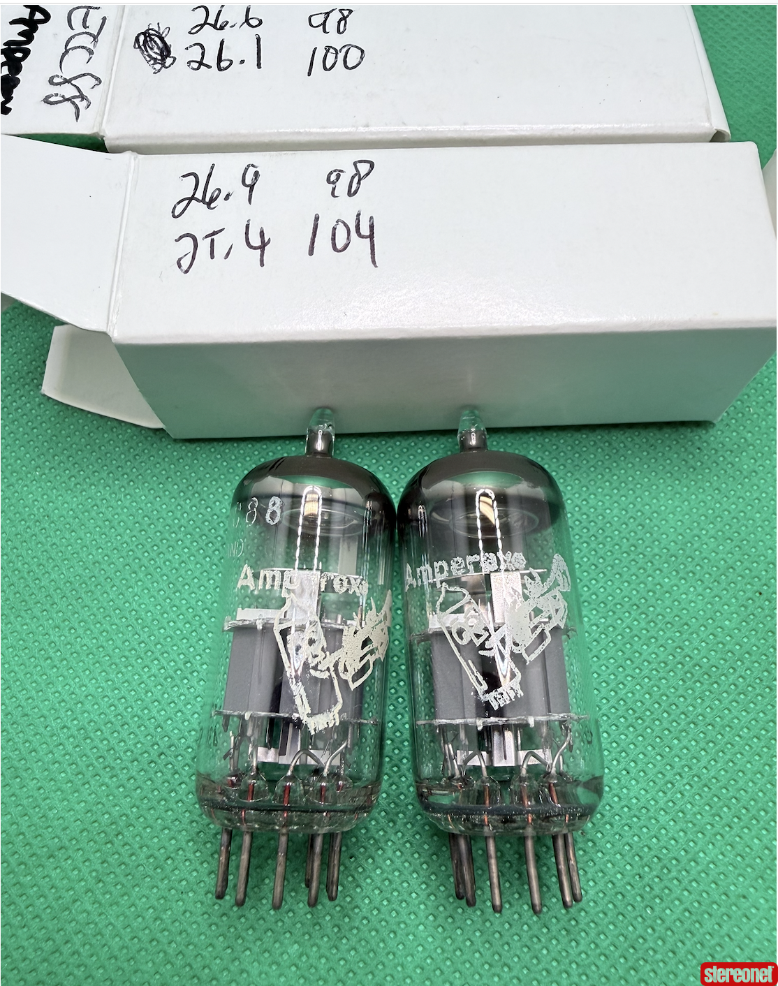 Amperex Bugle Boy ECC88/6DJ8 Heerlen Holland NOS tube Pair Valves/Tubes