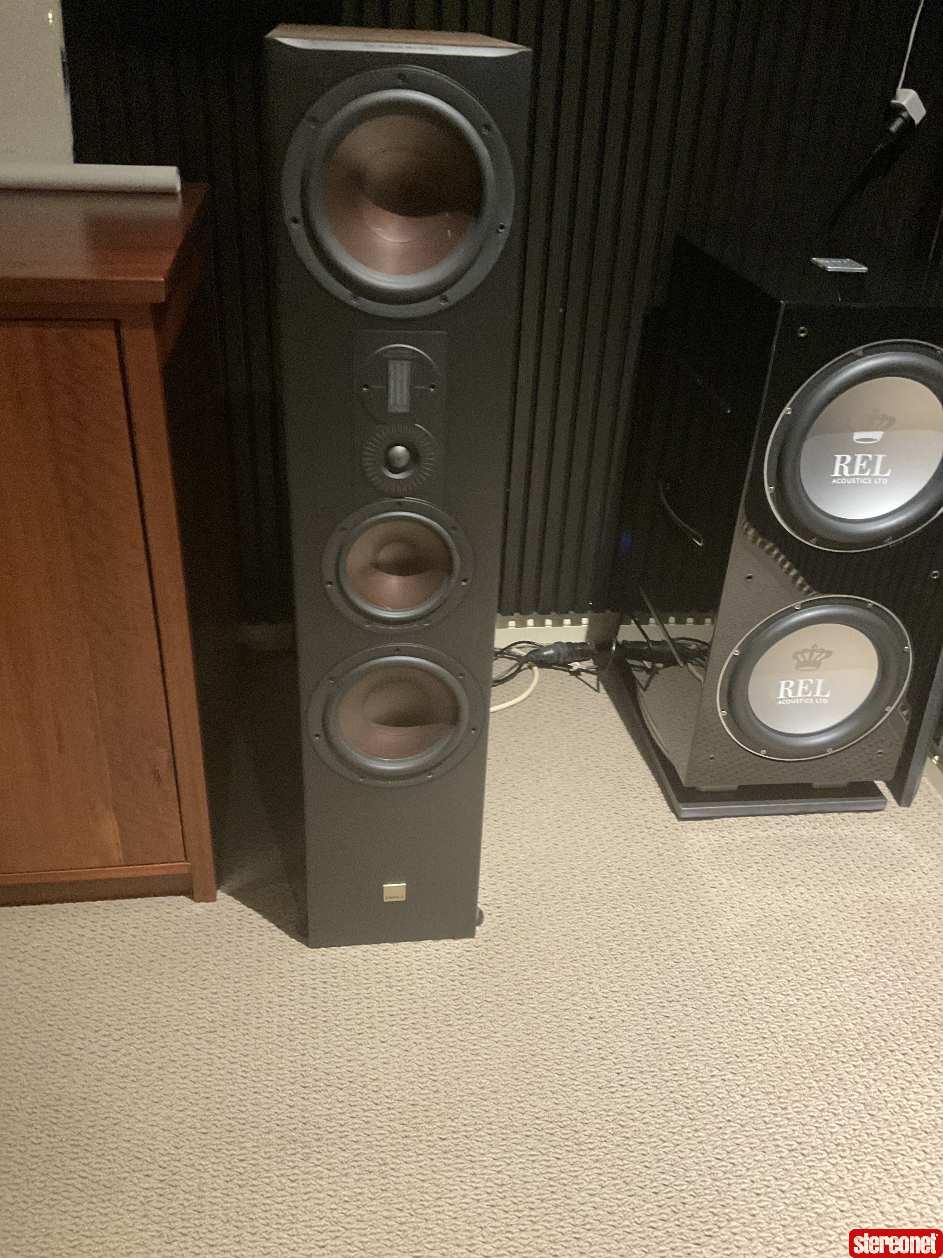 DALI Opticon 8 Mk 2 Standmount Loudspeakers