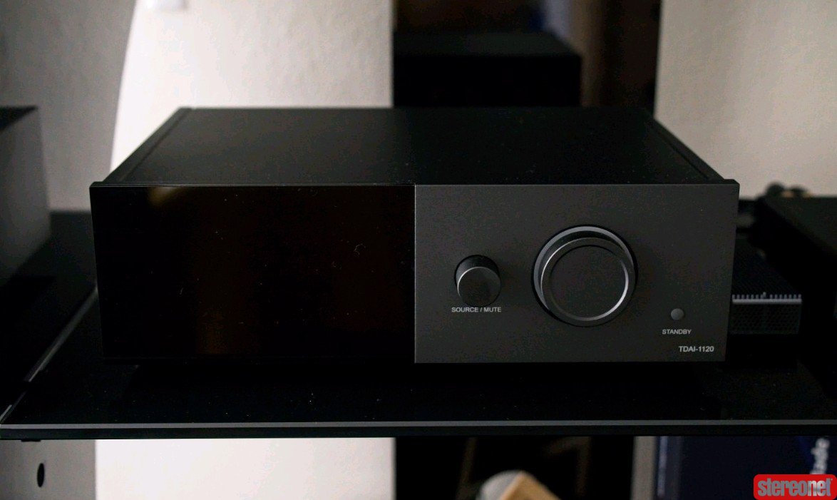 Lyngdorf TDAI-1120 Integrated Amplifier (Solid State)