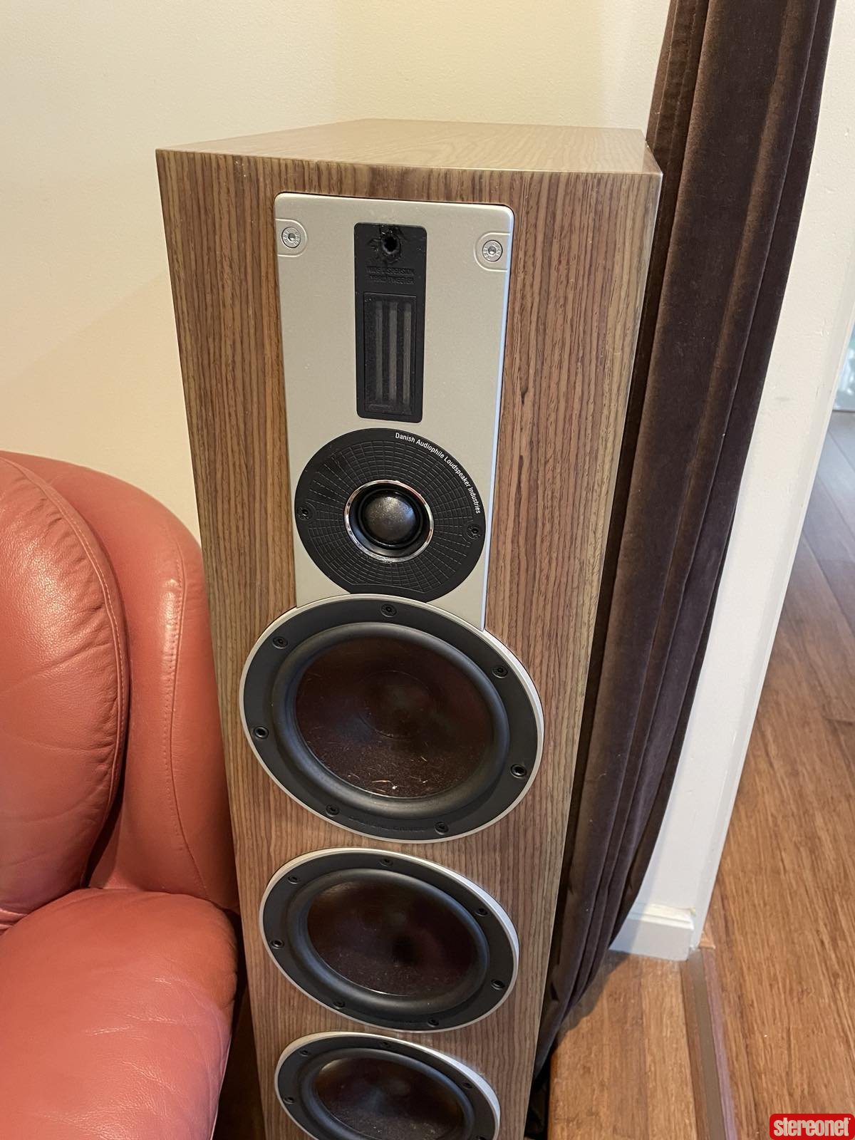 DALI Rubicon 8 Floorstanding Loudspeakers