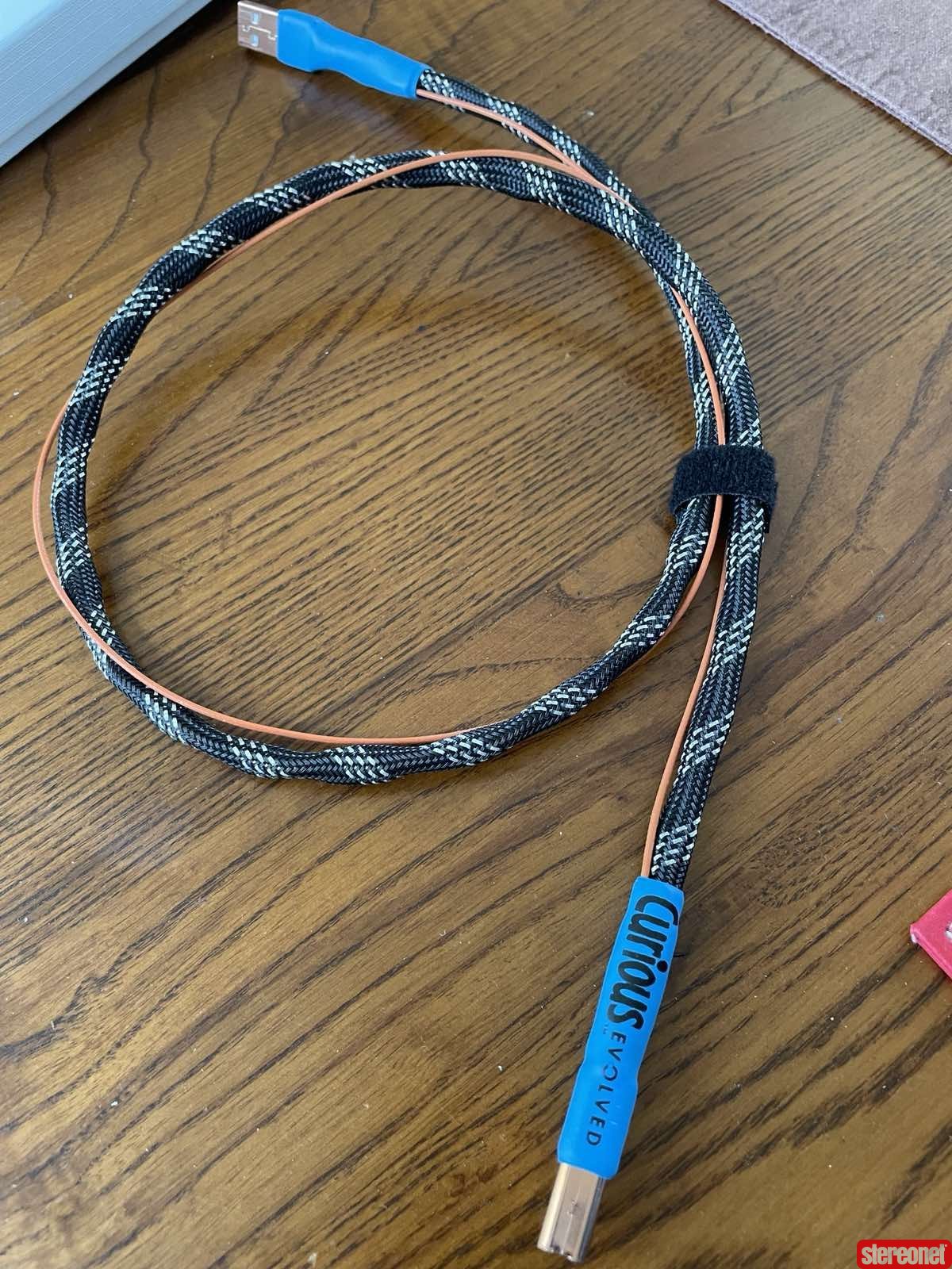 Curious Cables Evolved USB Cable