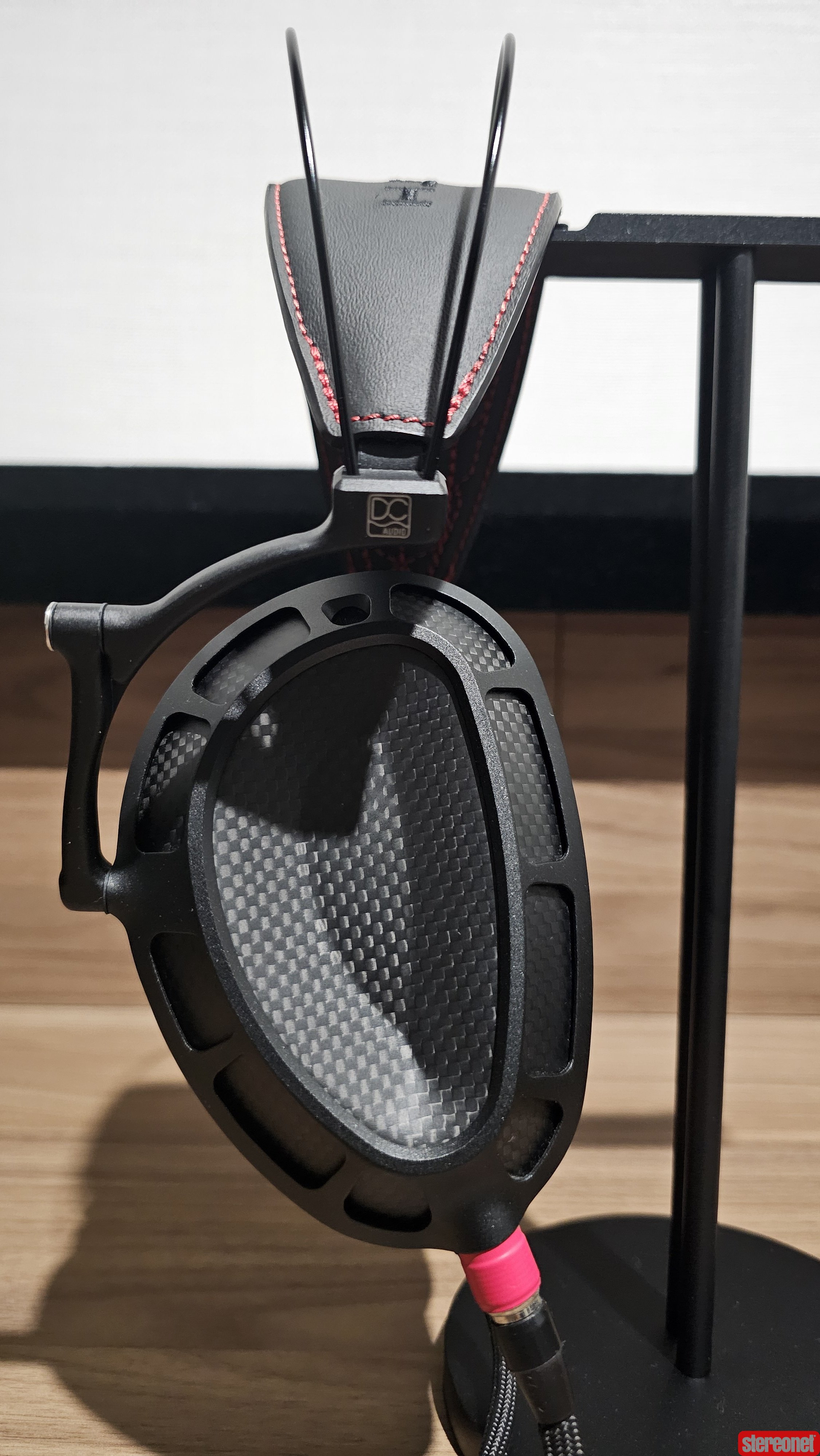 Dan Clark Audio Stealth Headphones - Over/On Ear