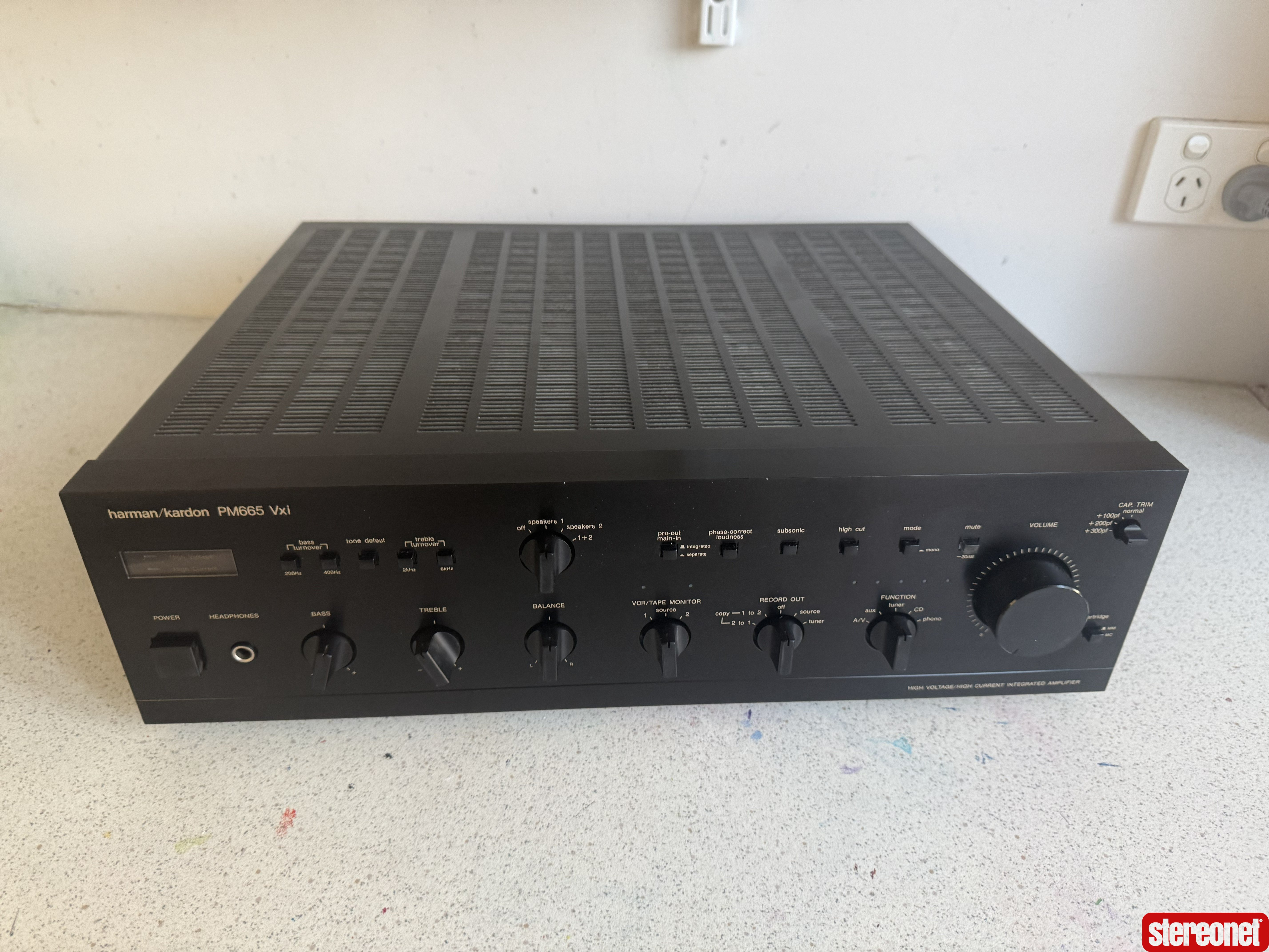 Harman Kardon PM 665 vxi Integrated Amplifier (Solid State)