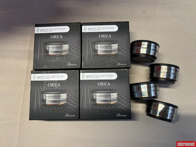 IsoAcoustics OREA Bronze Isolation Footers