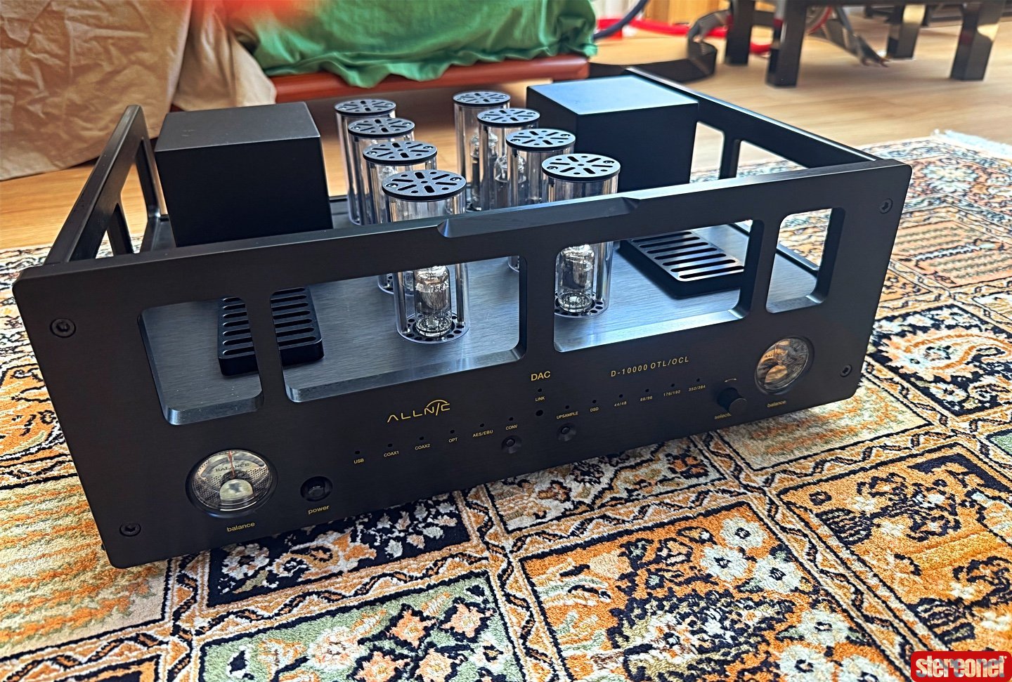 Allnic Audio D-10000 Digital Analog Converter (DAC)